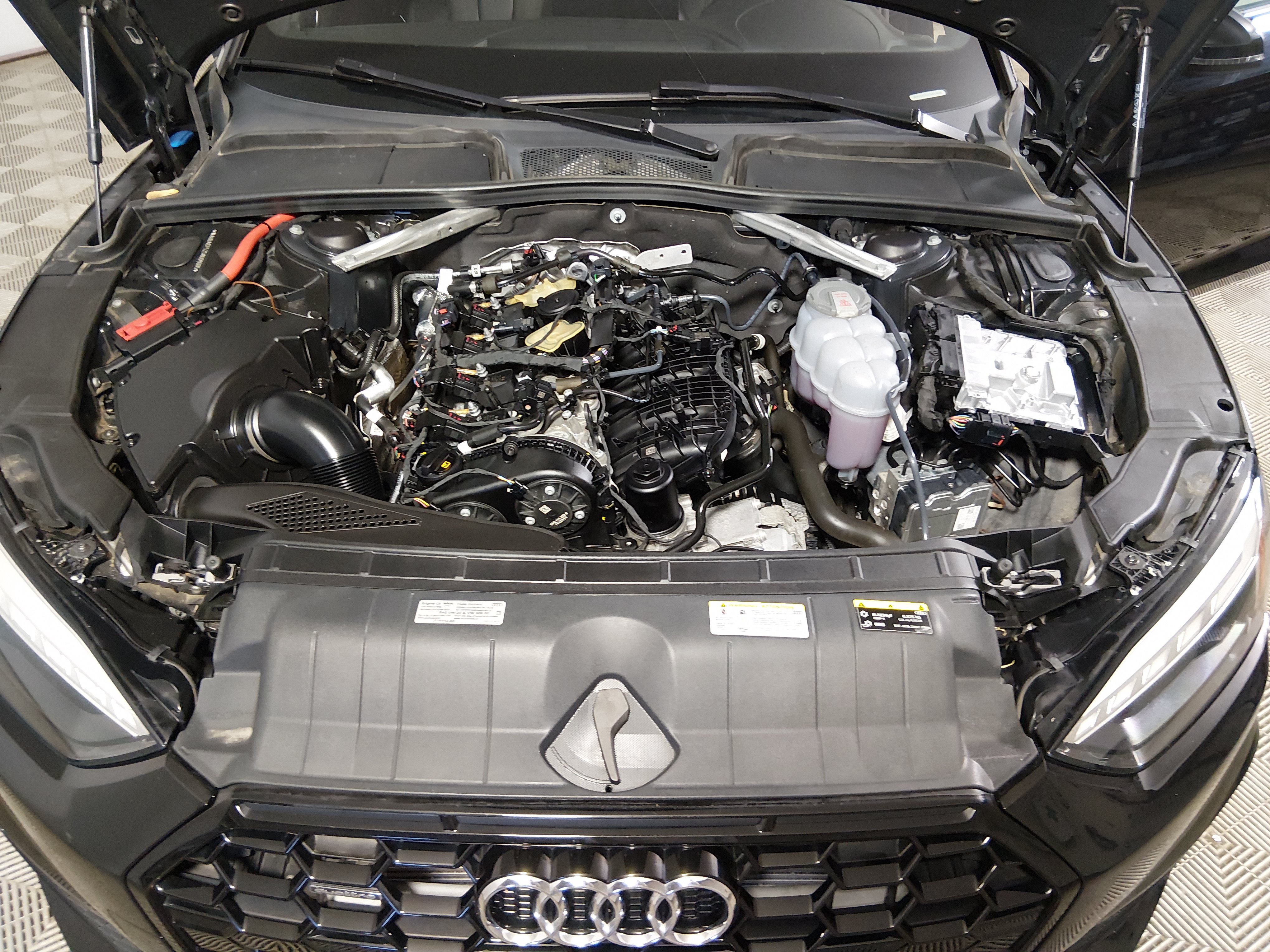 2025 Audi A5 Sportback Premium - Photo 9