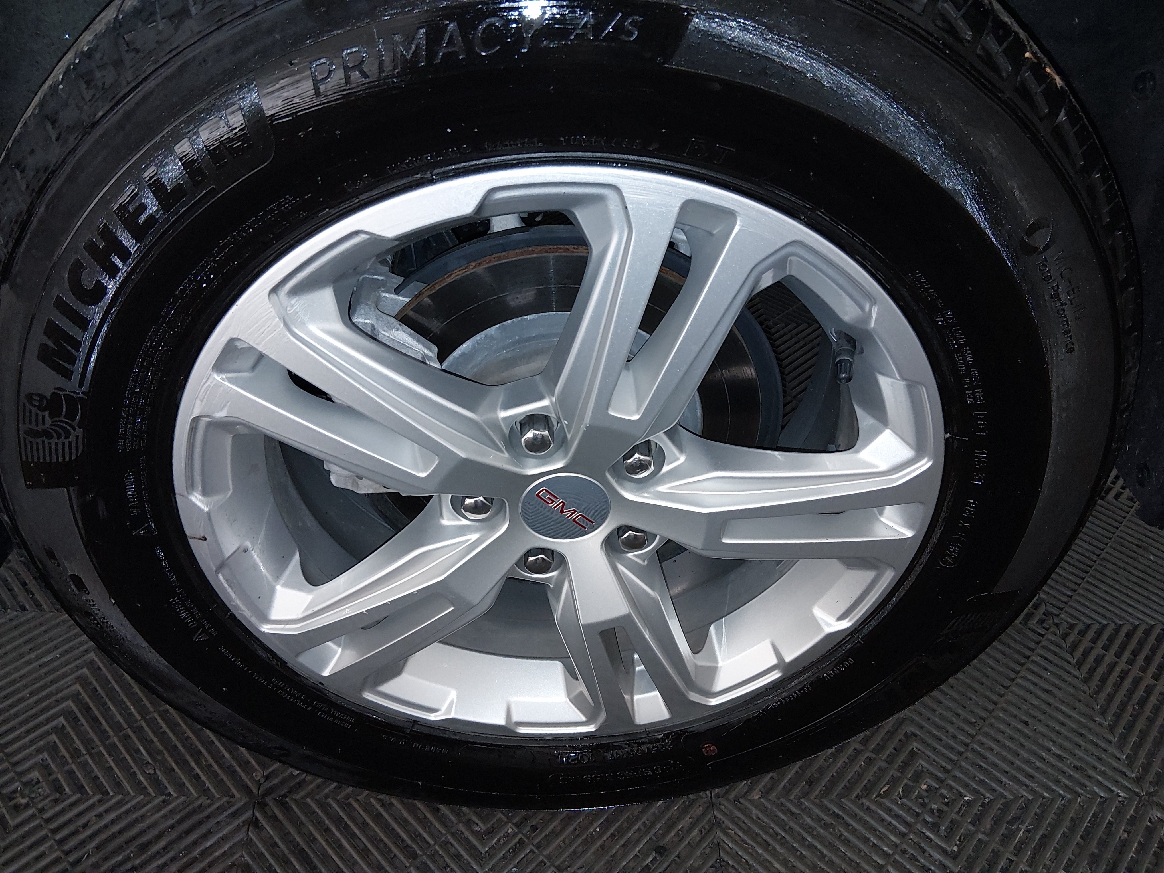 2024 GMC Terrain SLE - Photo 10