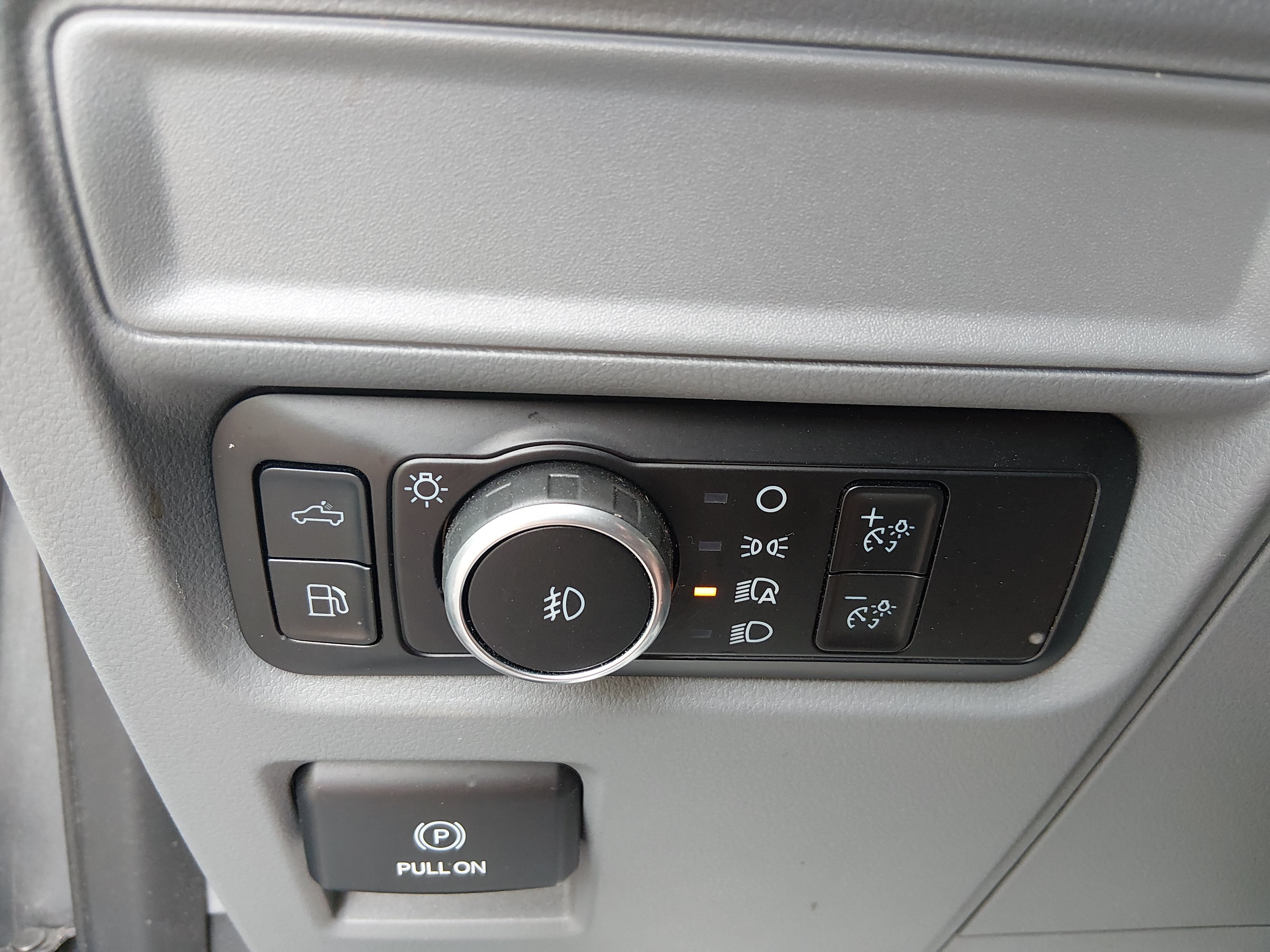 2024 Ford F-150 XLT - Photo 13