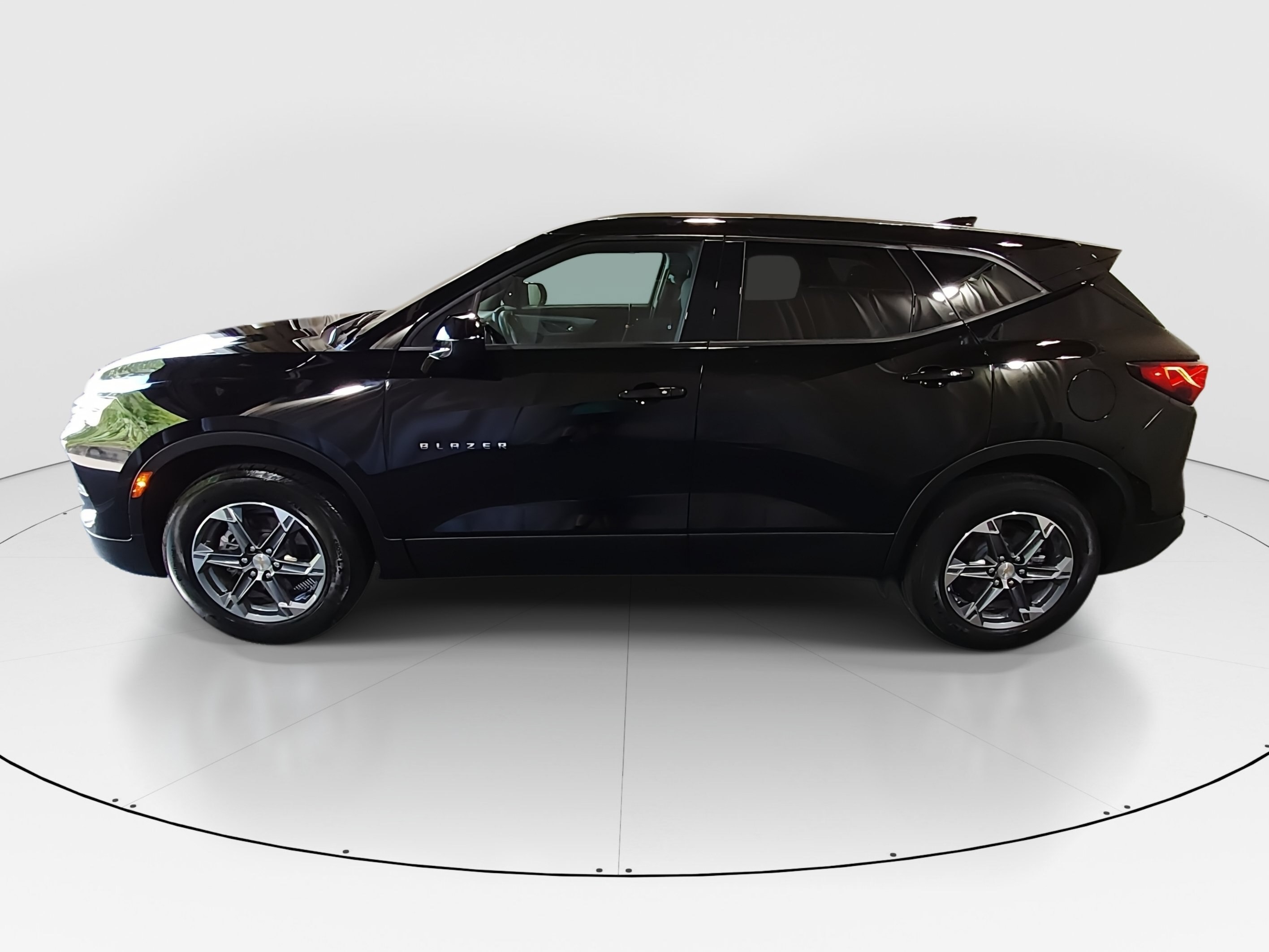 2025 Chevrolet Blazer 2LT - Photo 4