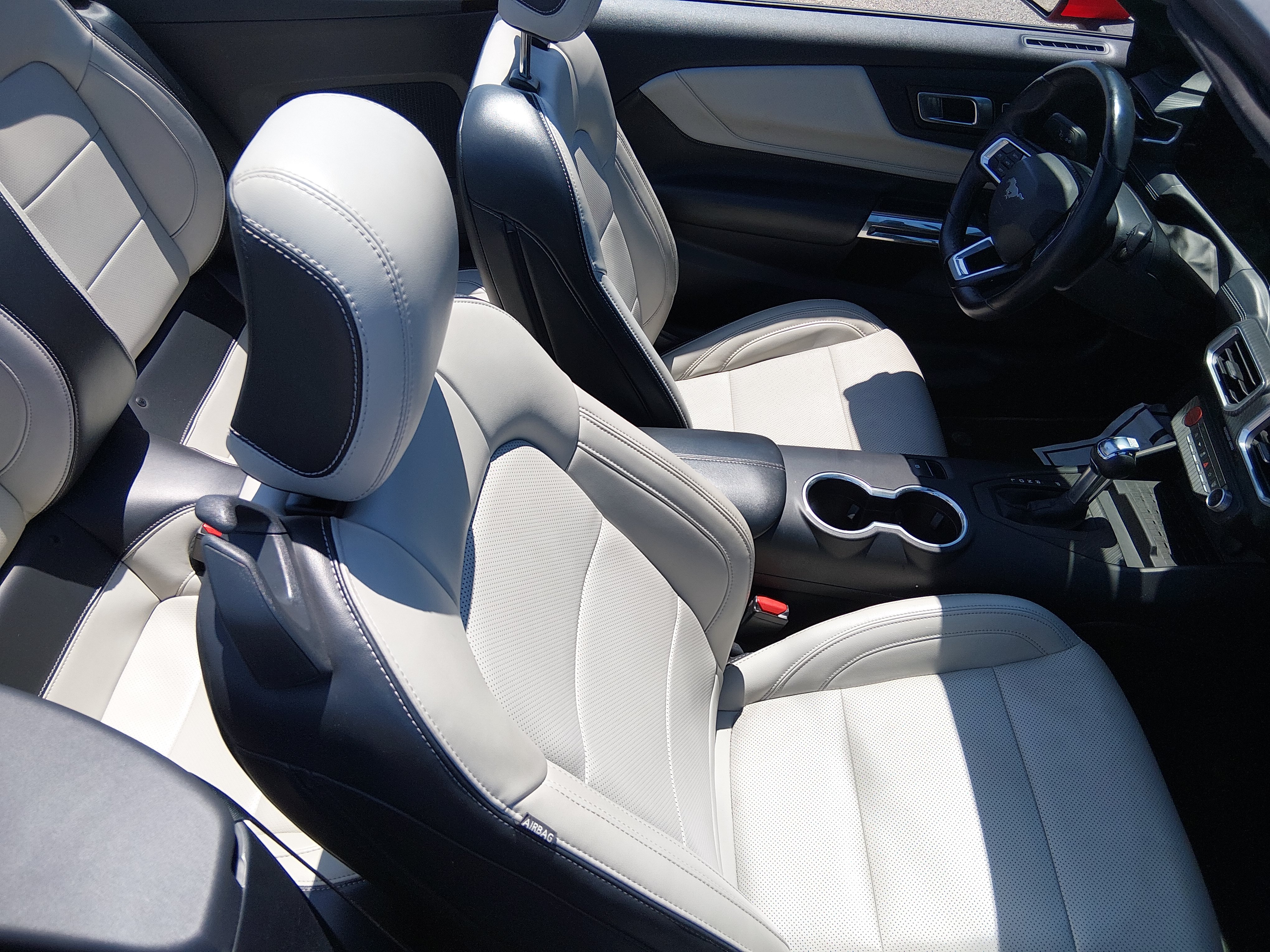 2024 Ford Mustang EcoBoost Premium - Photo 20