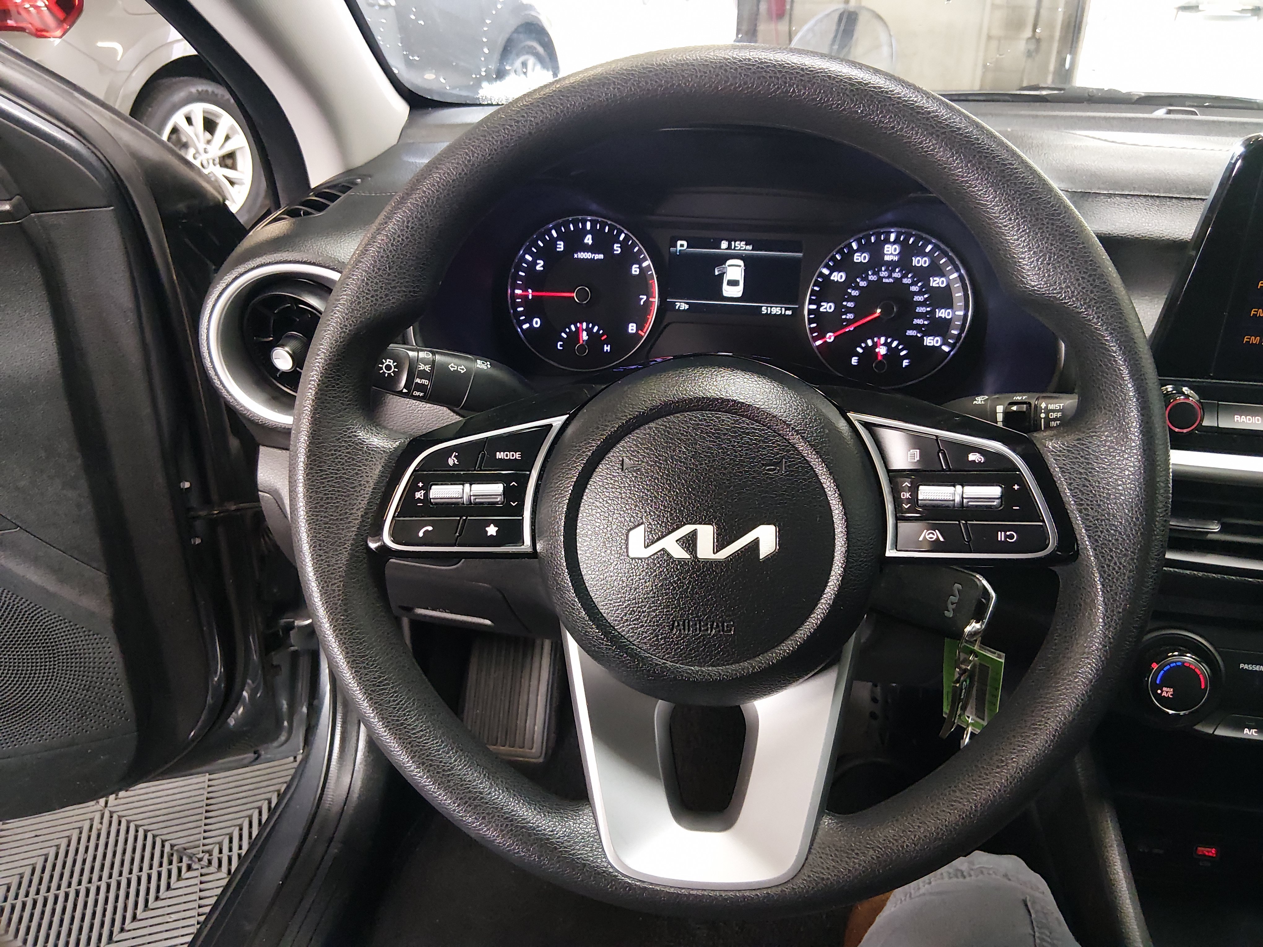 2024 Kia Forte LXS - Photo 18
