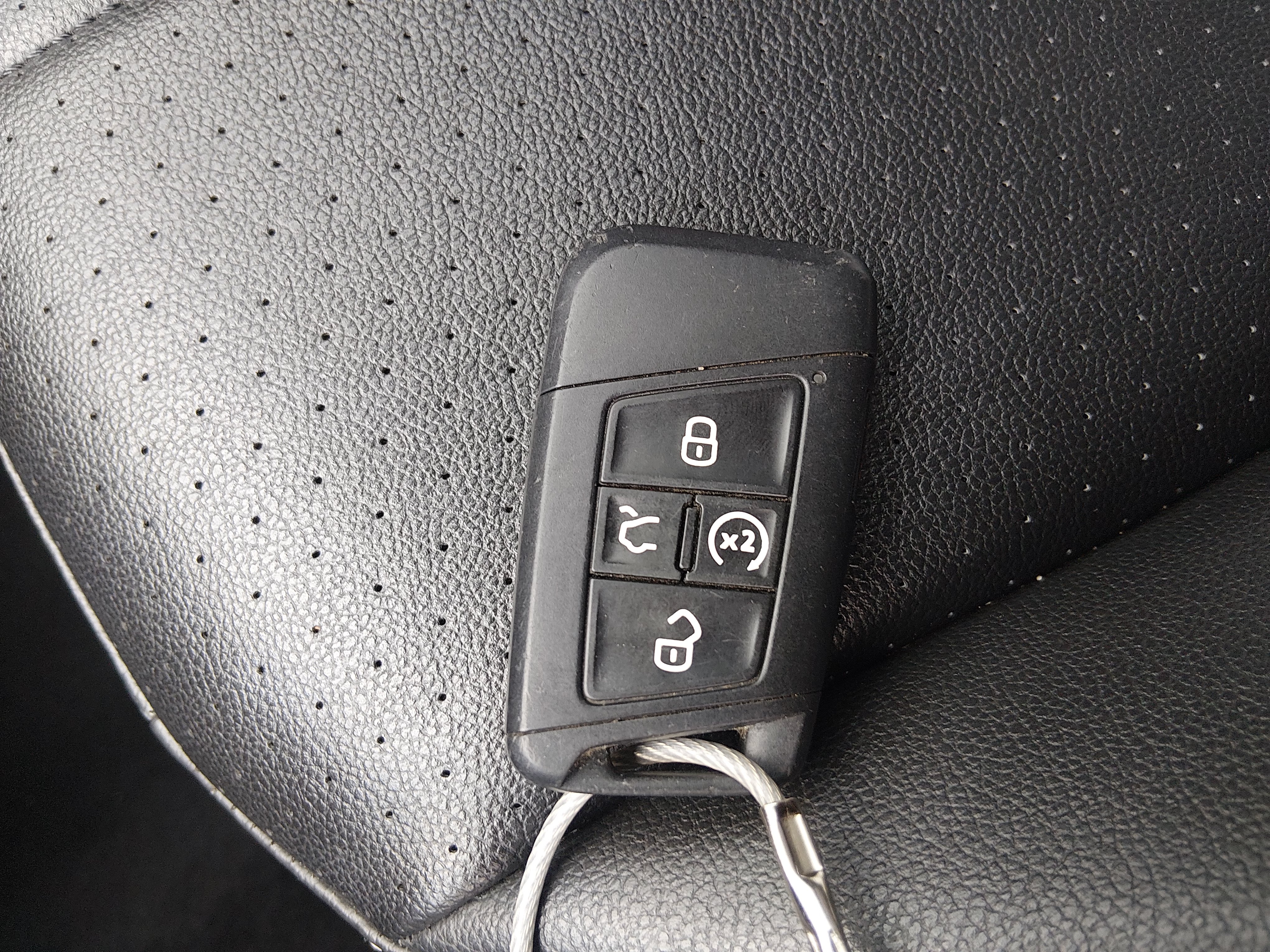 2024 Volkswagen Tiguan SE - Photo 15