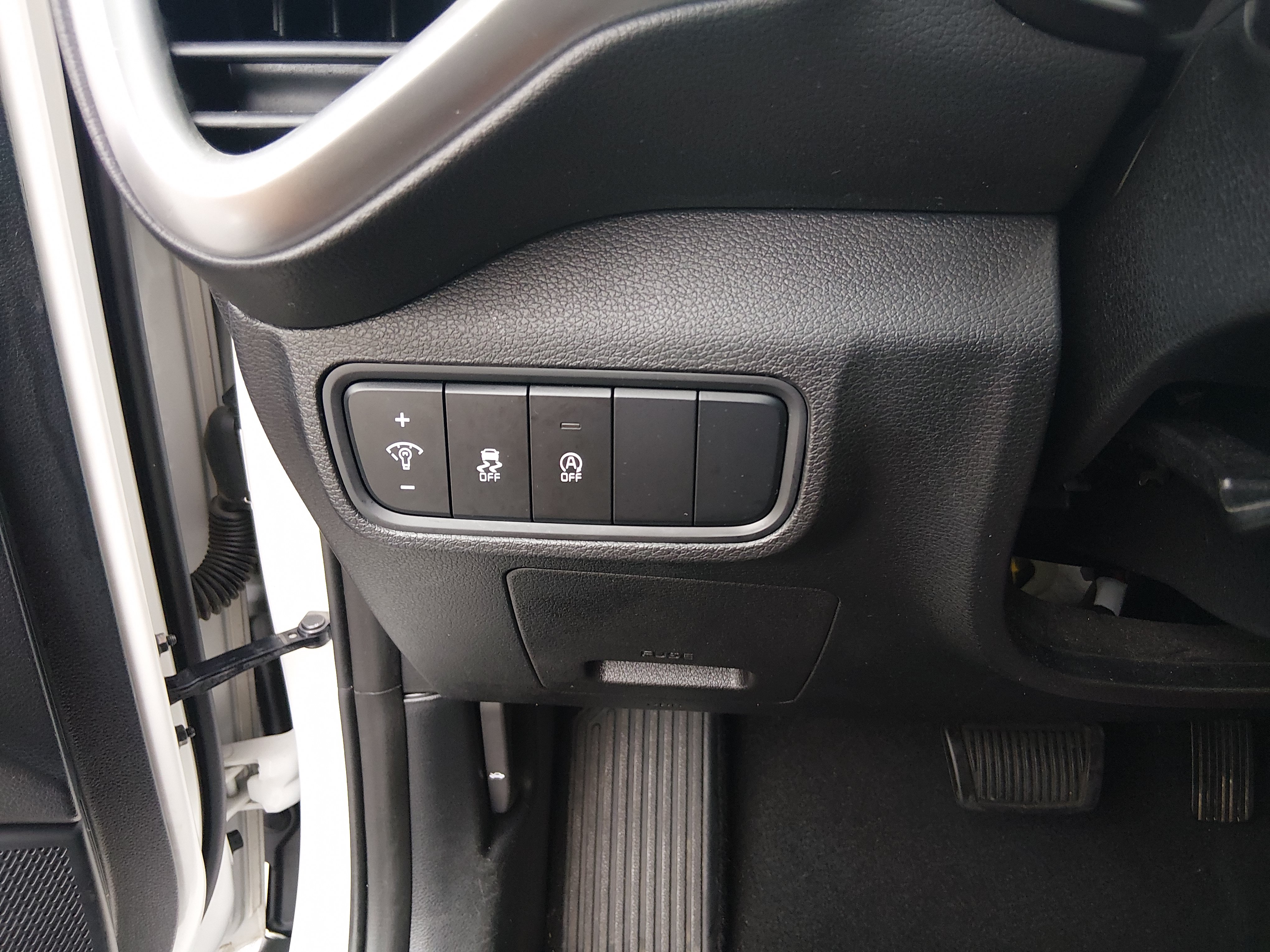 2024 Kia Soul LX - Photo 13