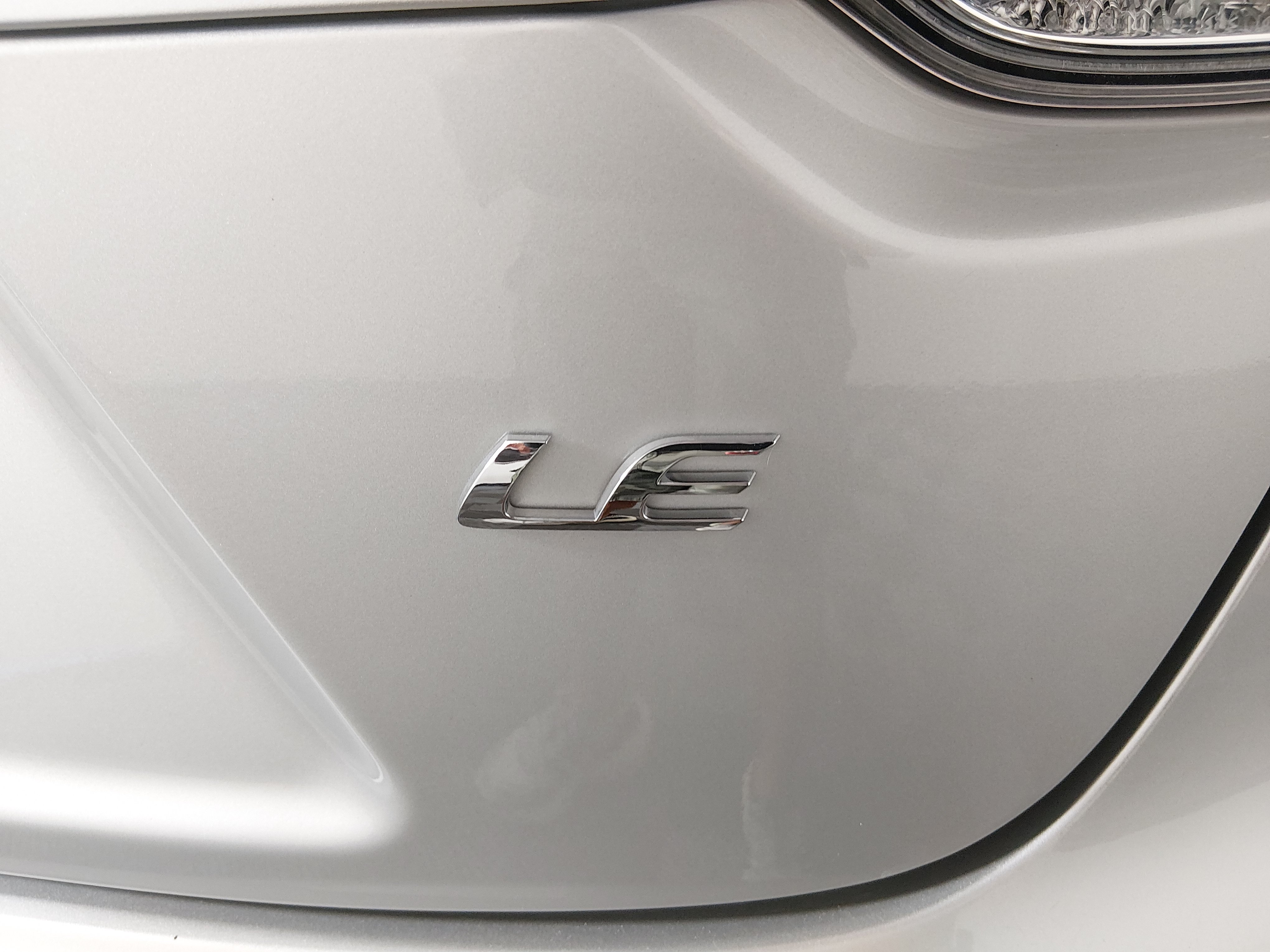 2024 Toyota Corolla LE - Photo 19