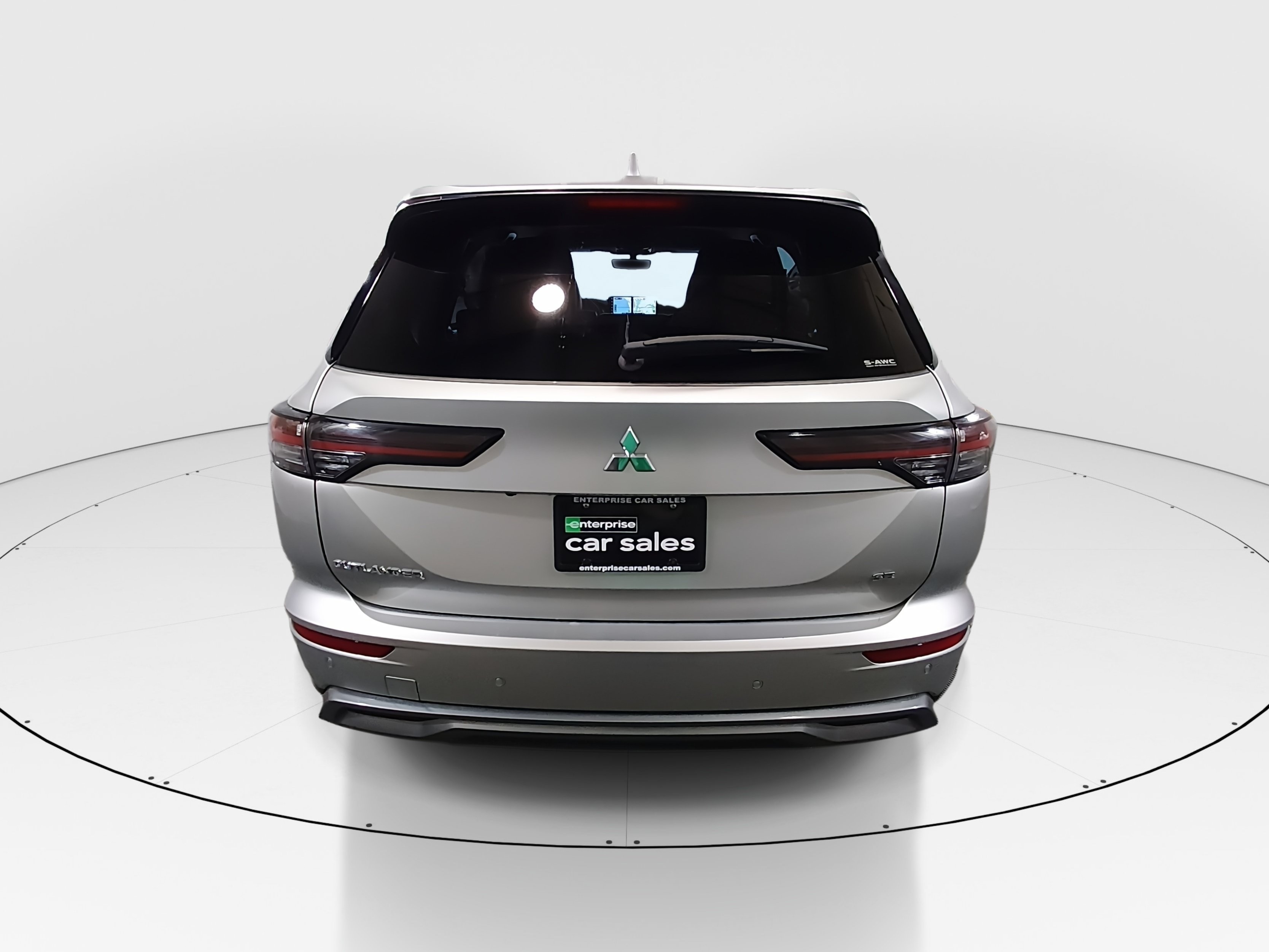 2025 Mitsubishi Outlander SE - Photo 6