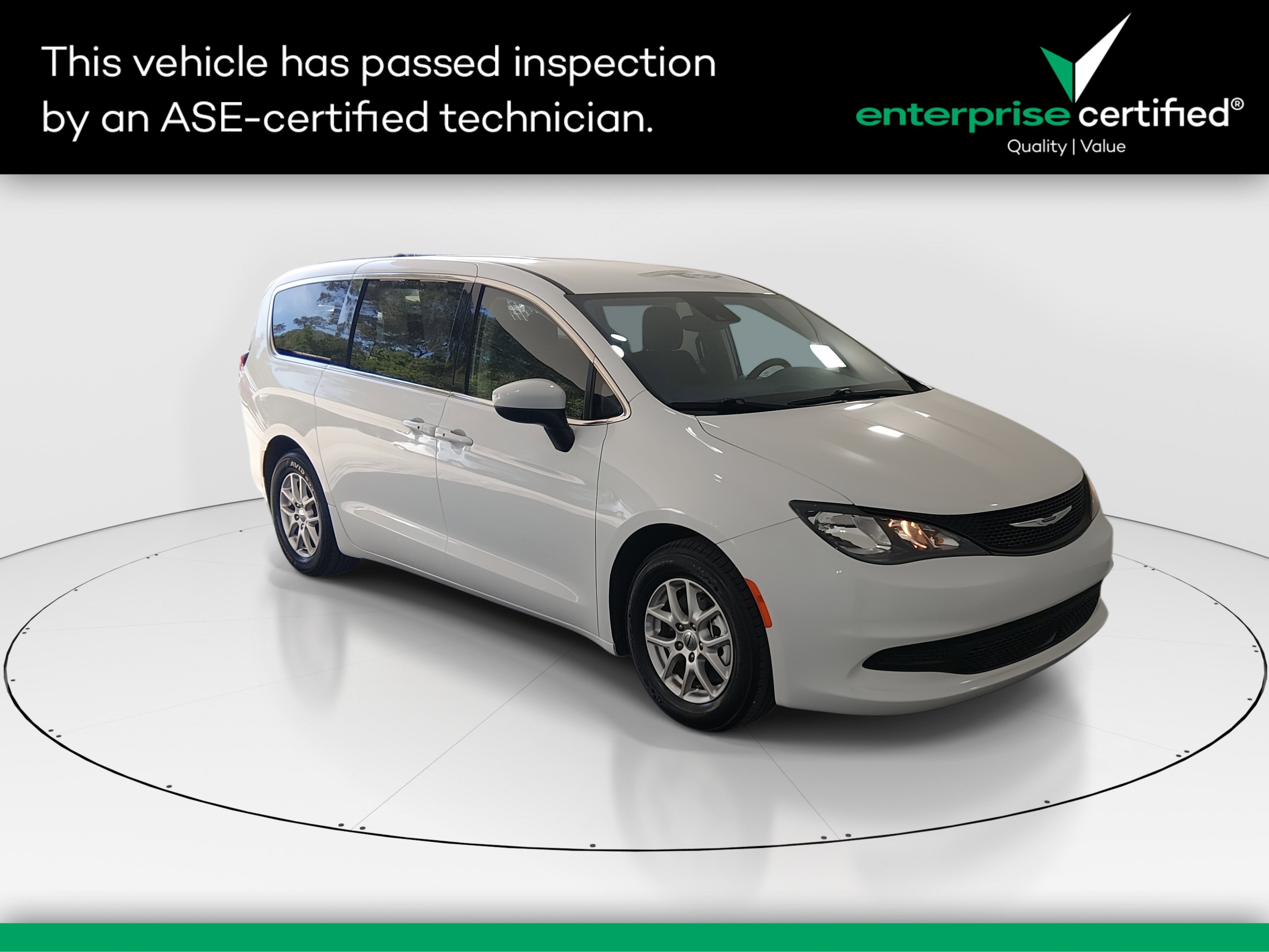 2023 Chrysler Voyager