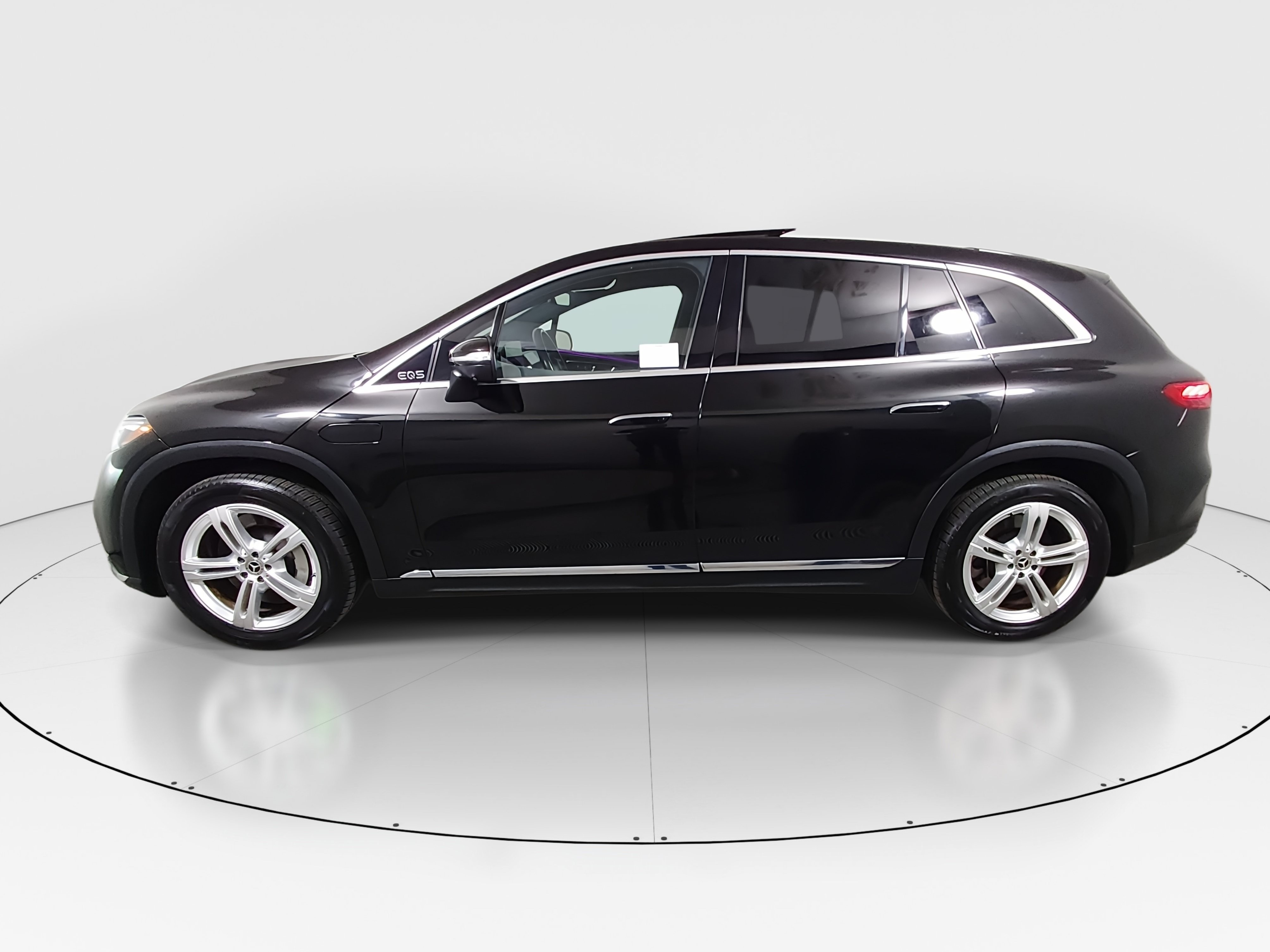 2023 Mercedes-Benz EQS SUV Base - Photo 4