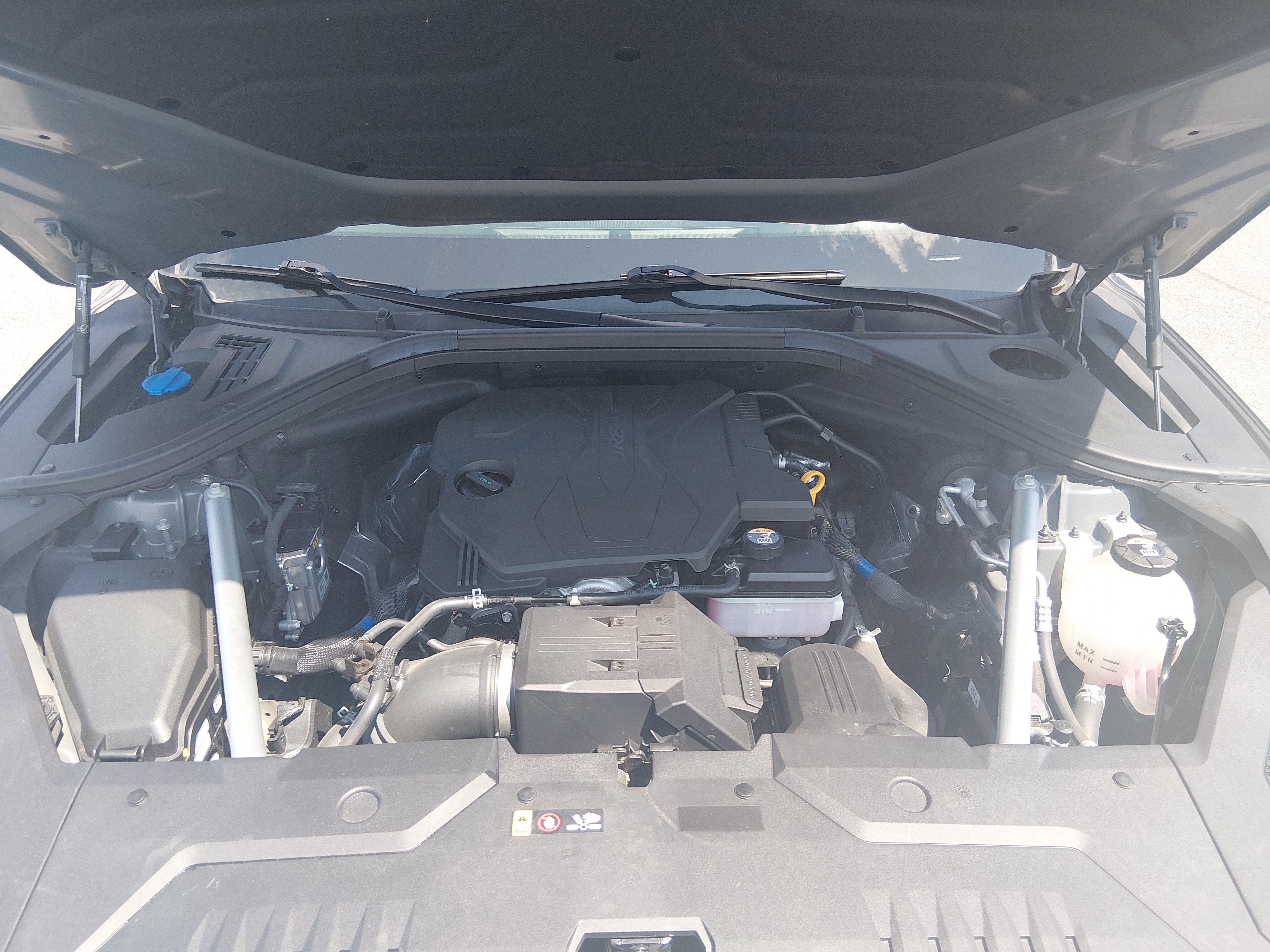 2025 GENESIS GV70 Standard - Photo 9