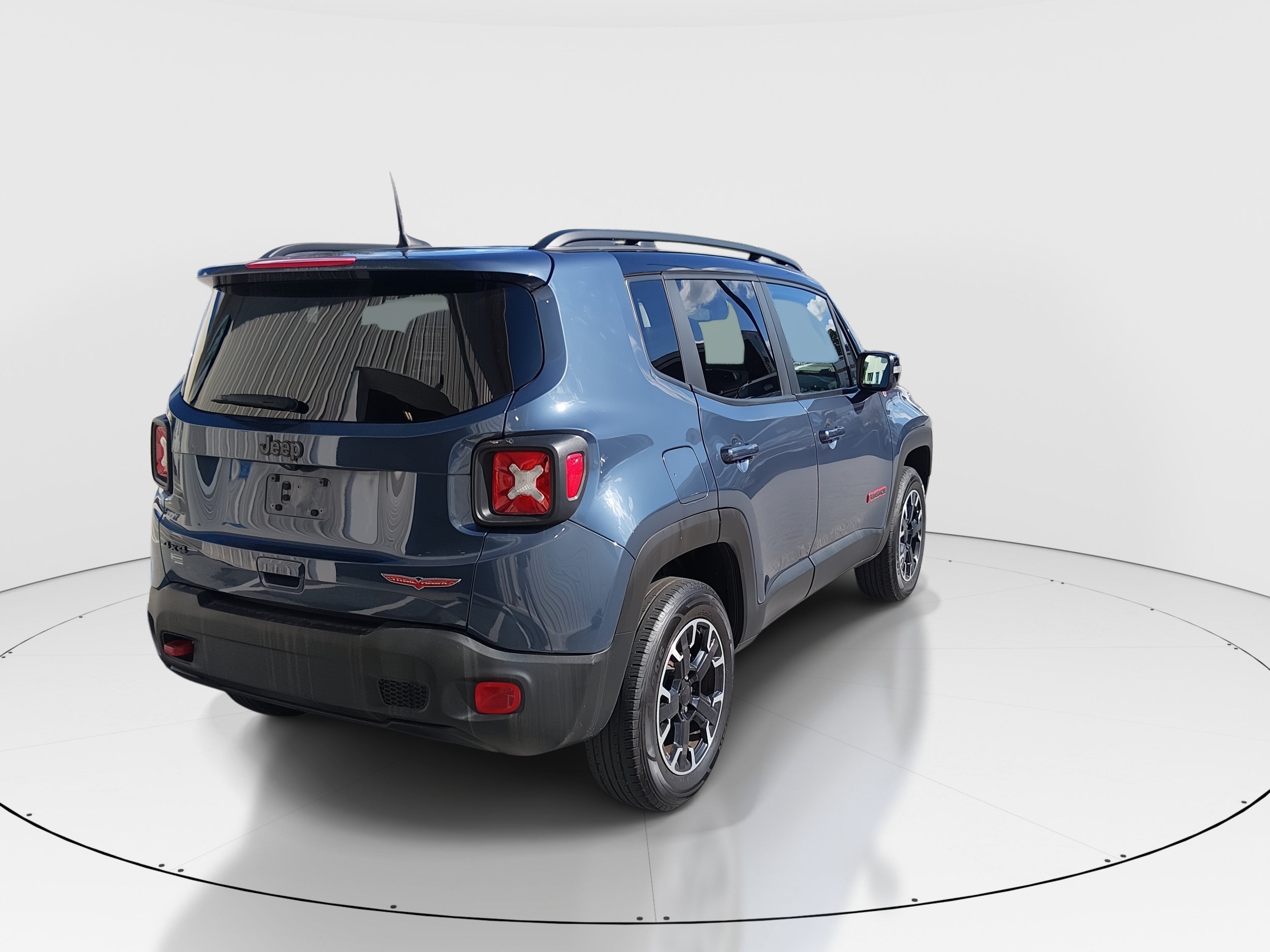 2023 Jeep Renegade Trailhawk - Photo 7