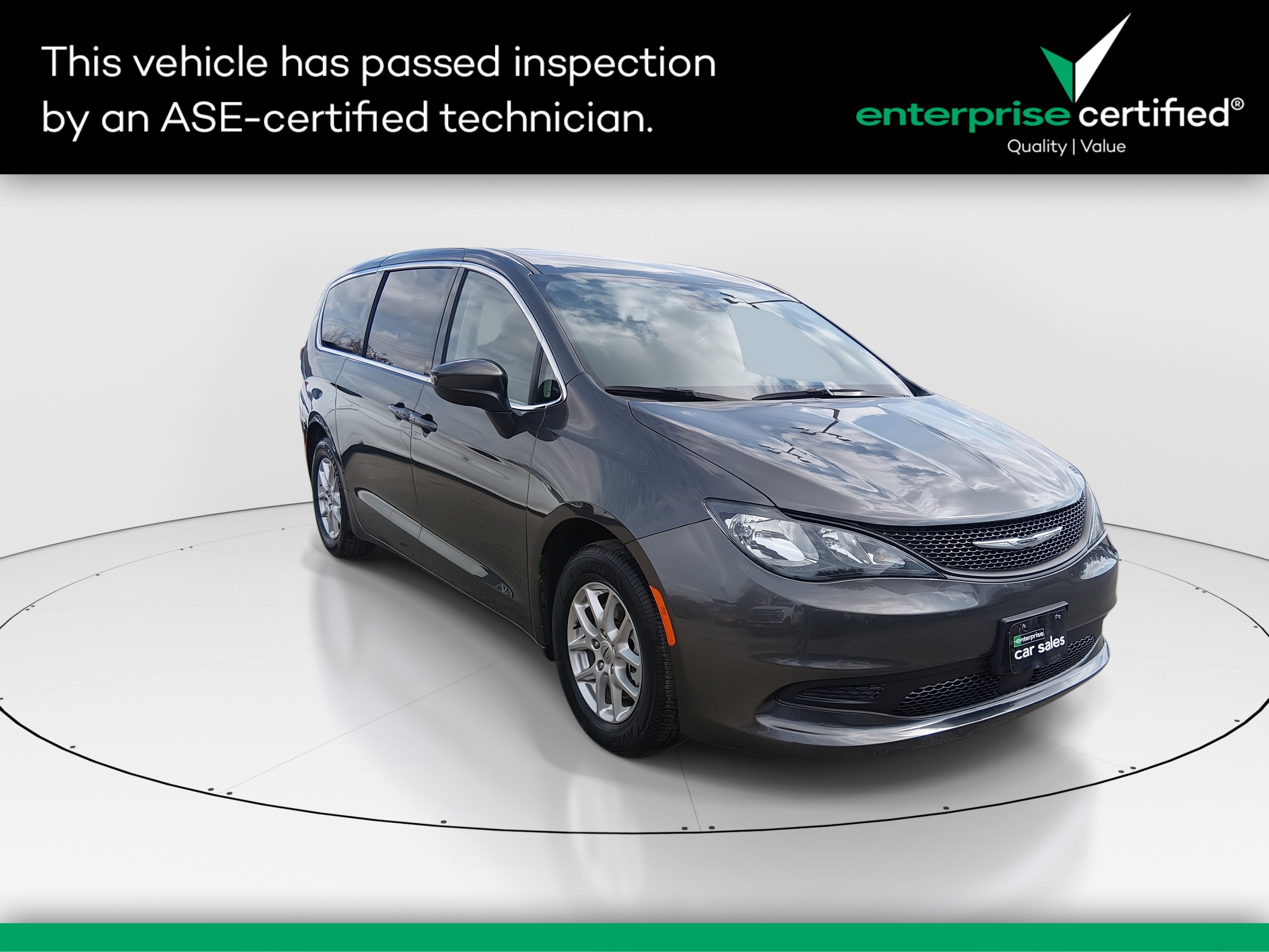 2023 Chrysler Voyager