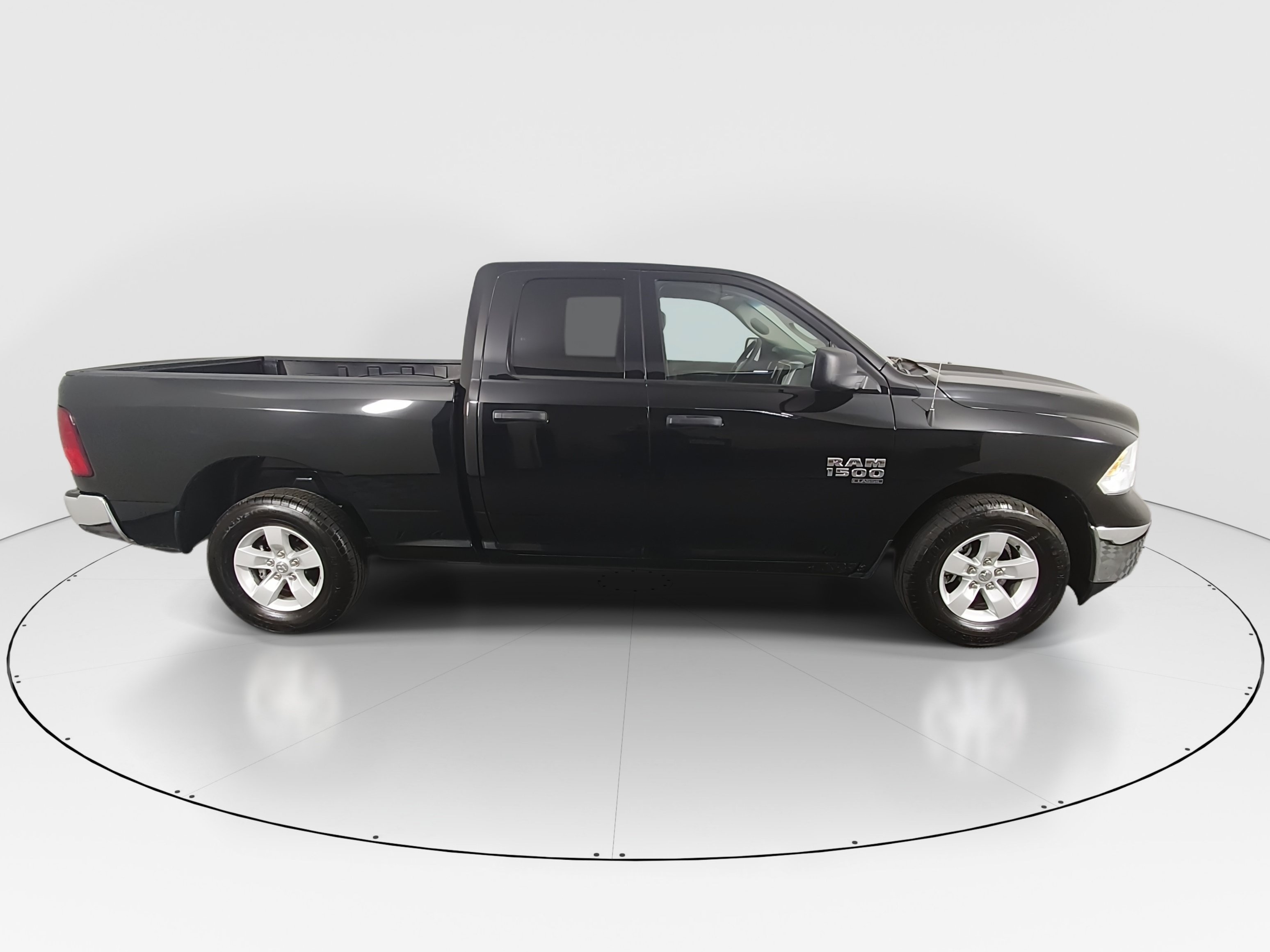 2024 RAM Ram 1500 Classic SLT - Photo 8