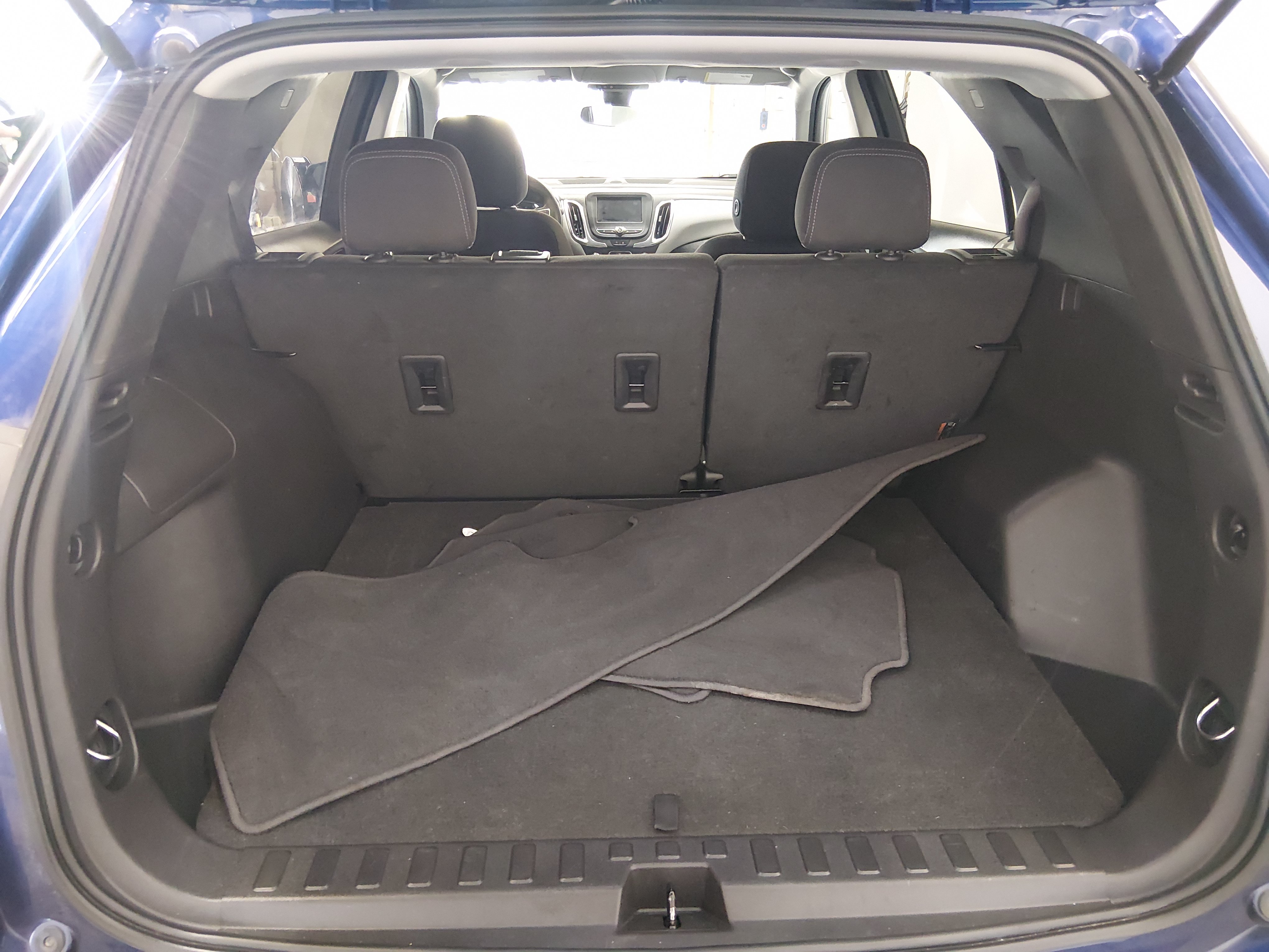 2023 Chevrolet Equinox LS - Photo 11