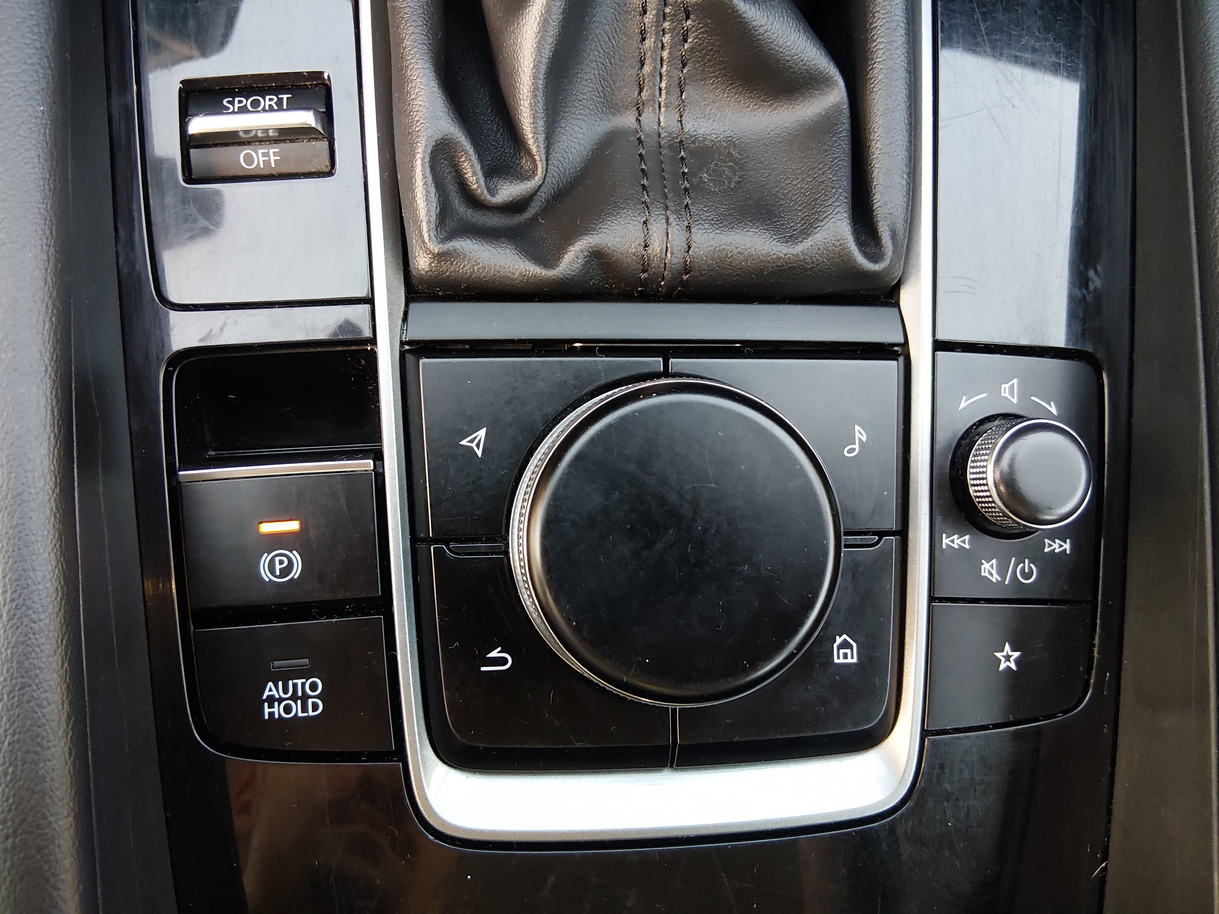 2024 Mazda Mazda3 Select Sport - Photo 18