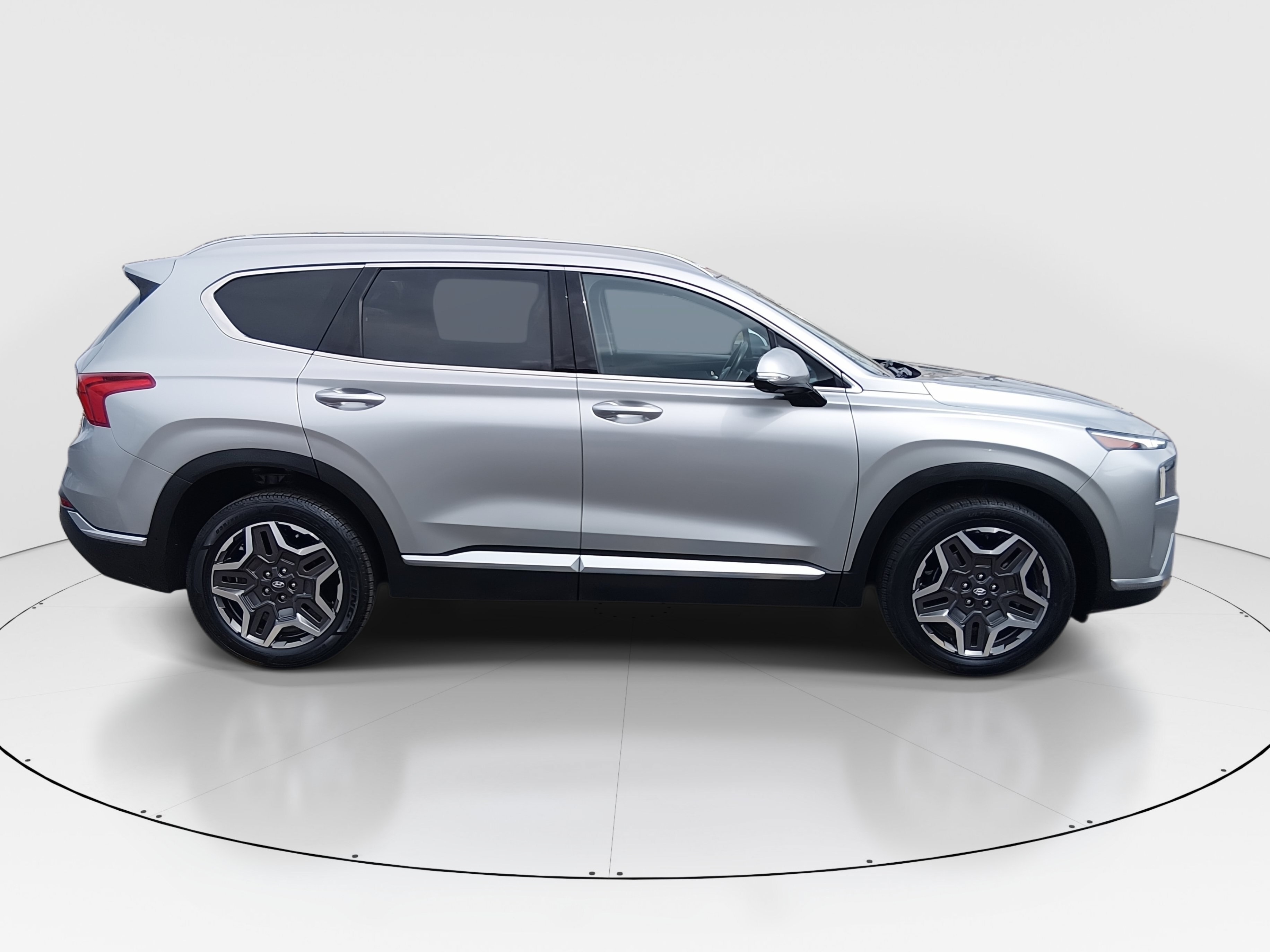 2023 Hyundai Santa Fe Limited - Photo 8