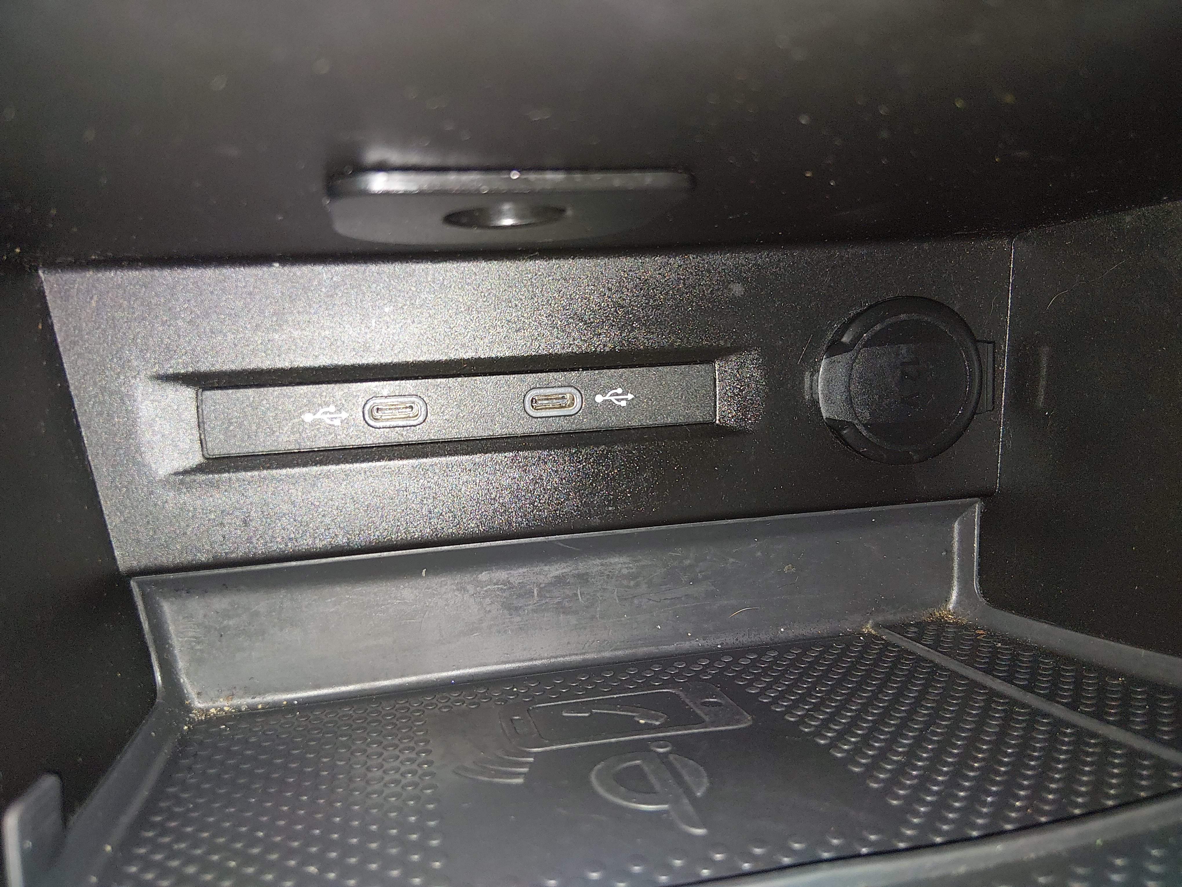 2024 Volkswagen Taos SE - Photo 19