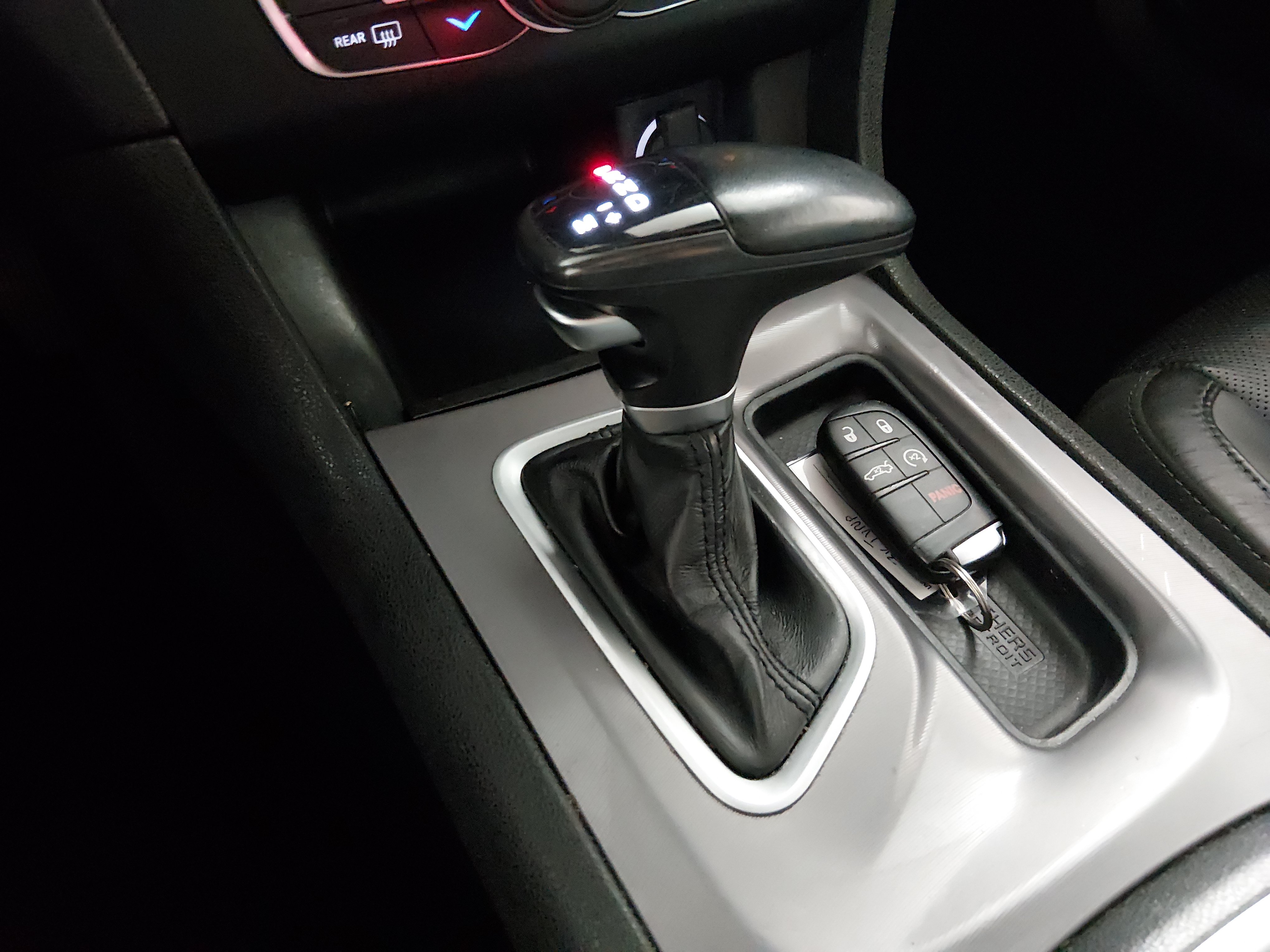 2022 Dodge Charger SXT - Photo 16
