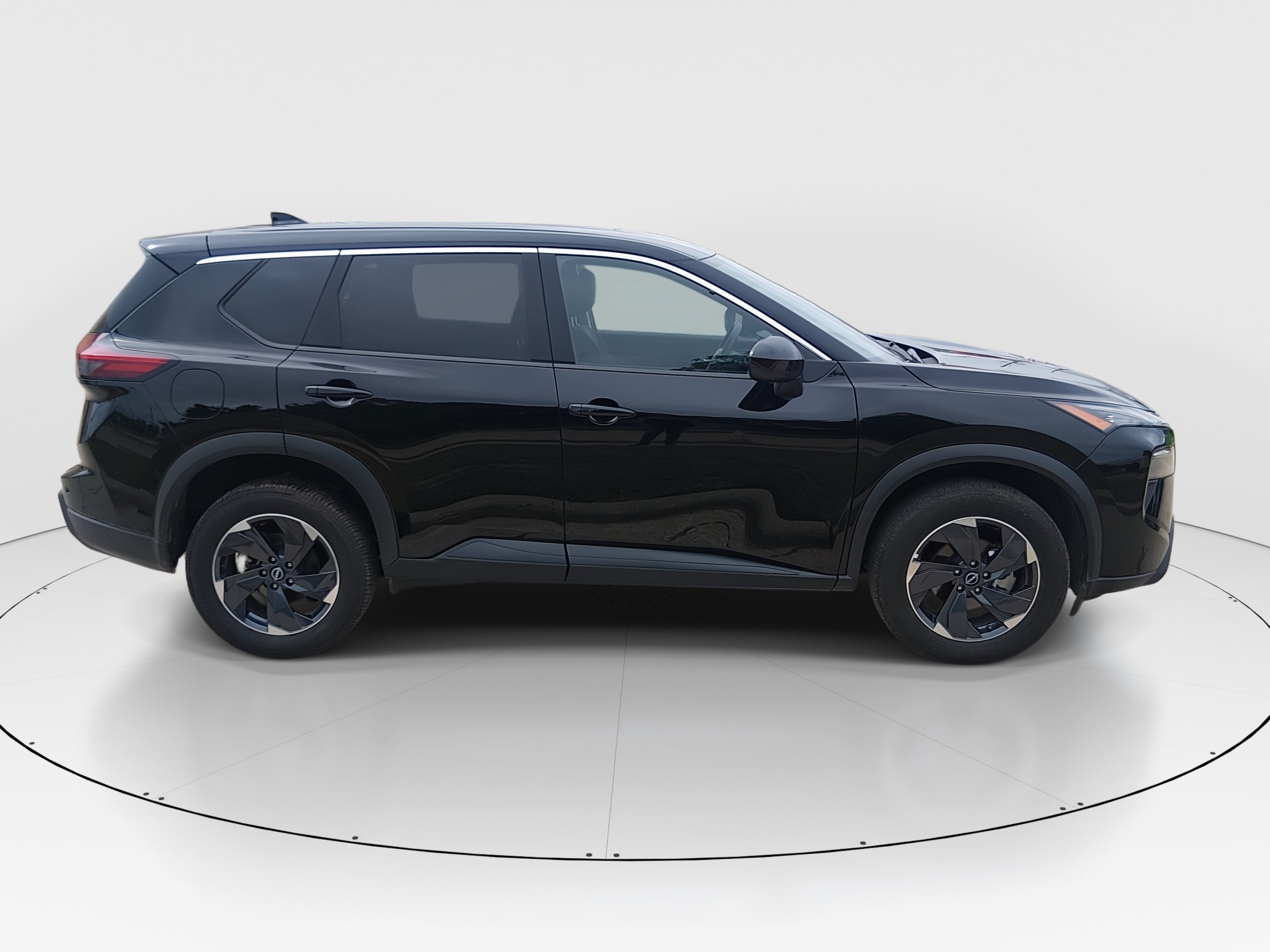 2025 Nissan Rogue SV - Photo 8