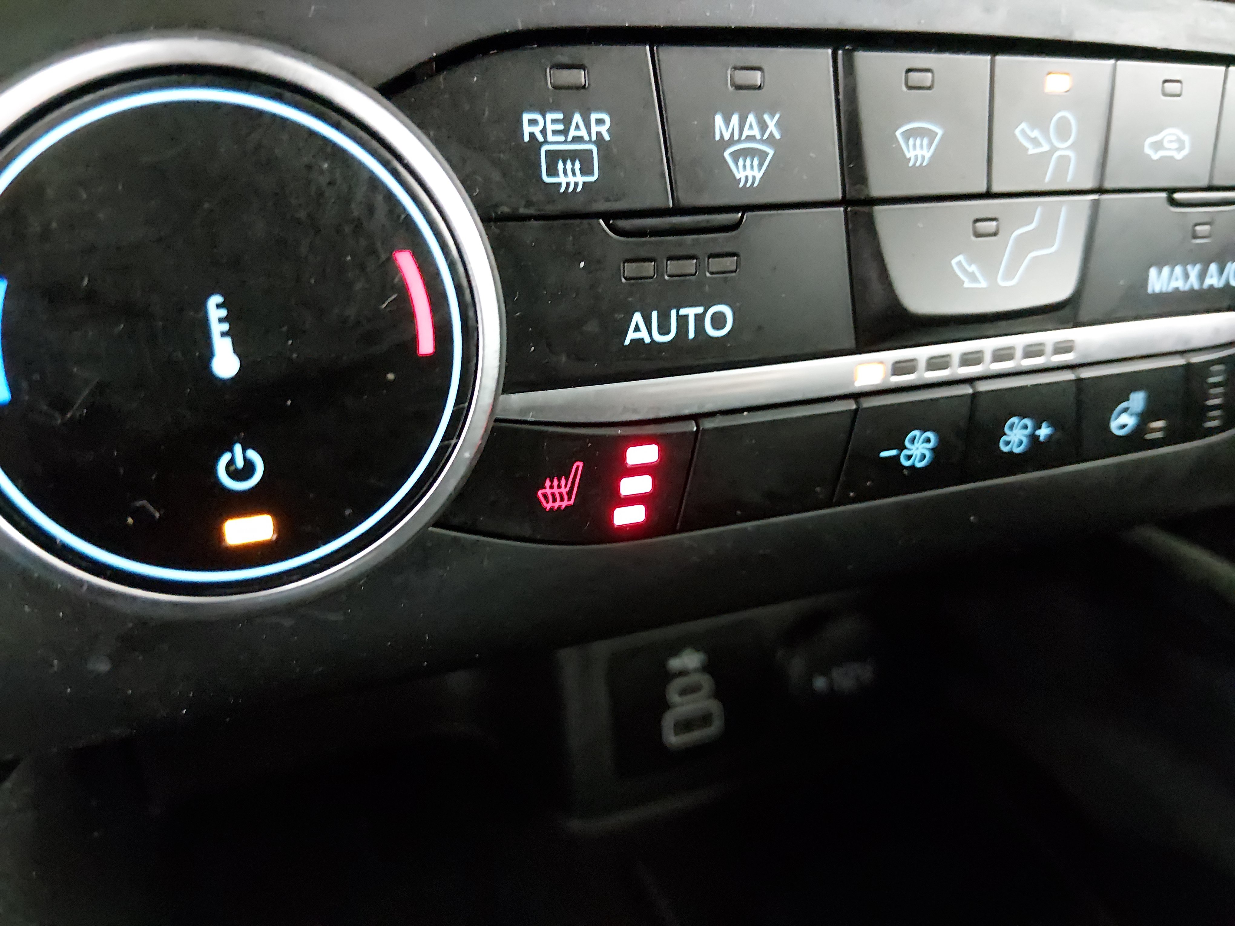 2025 Ford Escape ST-Line Select - Photo 17