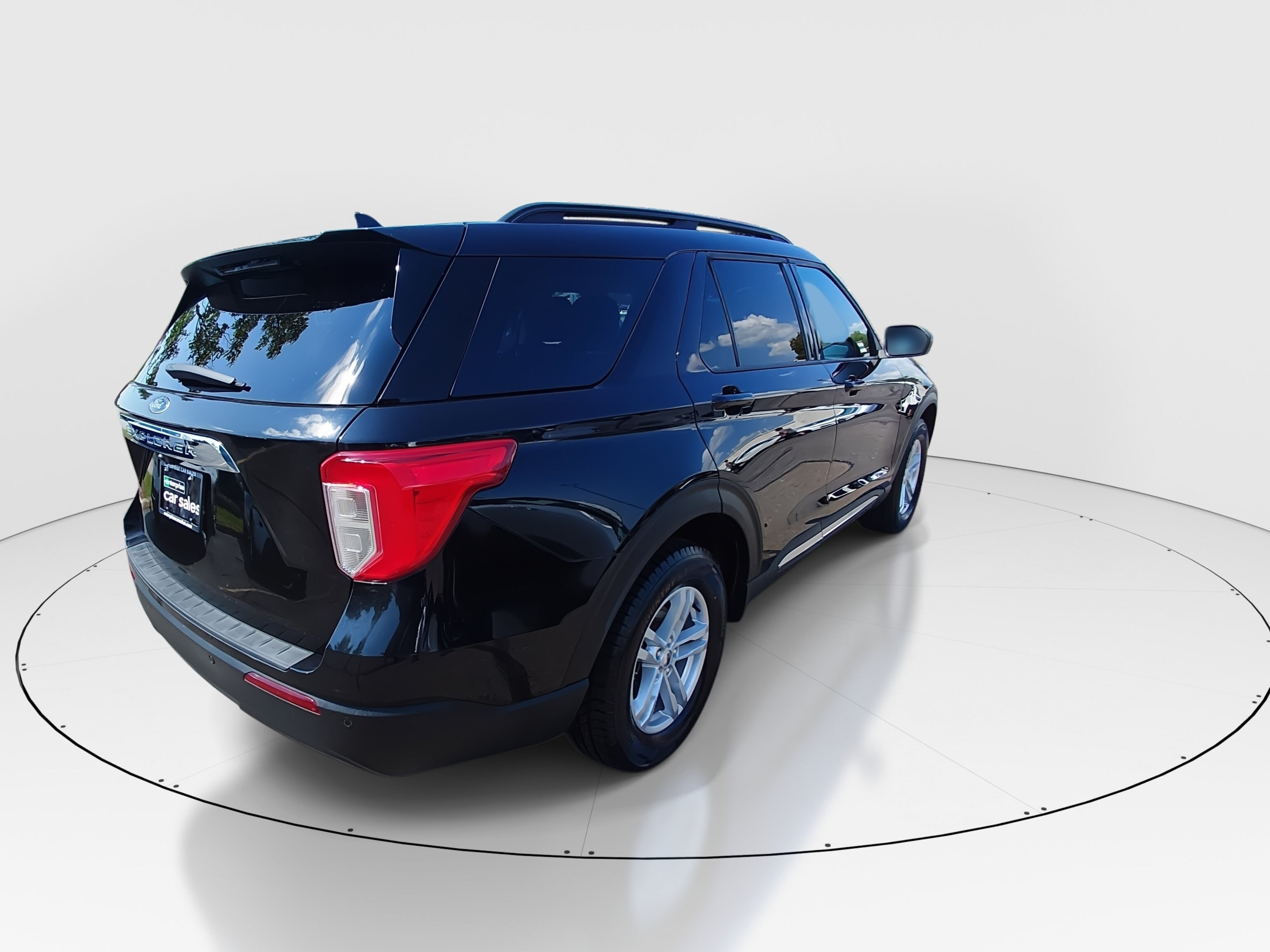 2022 Ford Explorer XLT - Photo 7