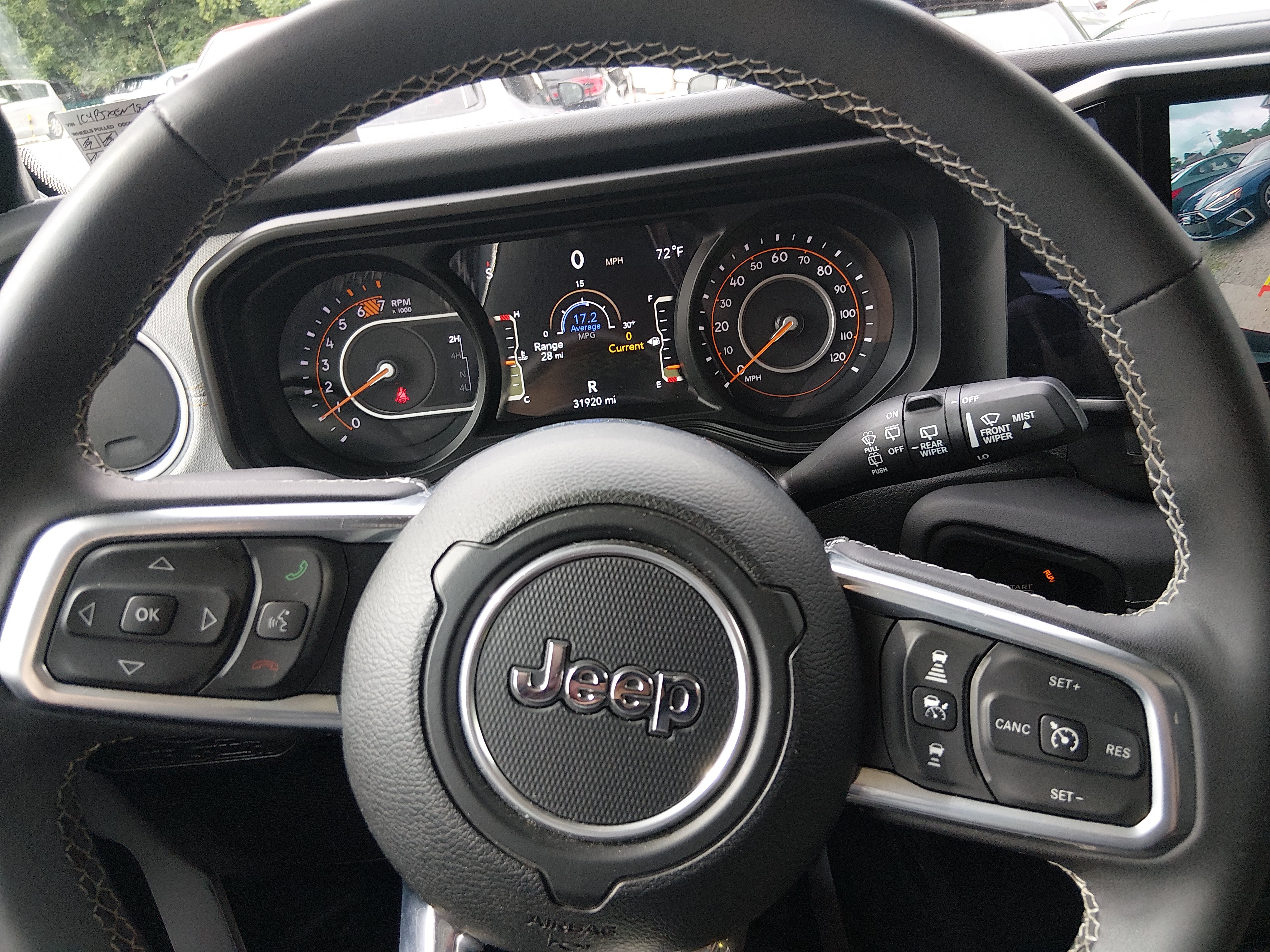 2025 Jeep Wrangler 4-Door Sahara - Photo 12
