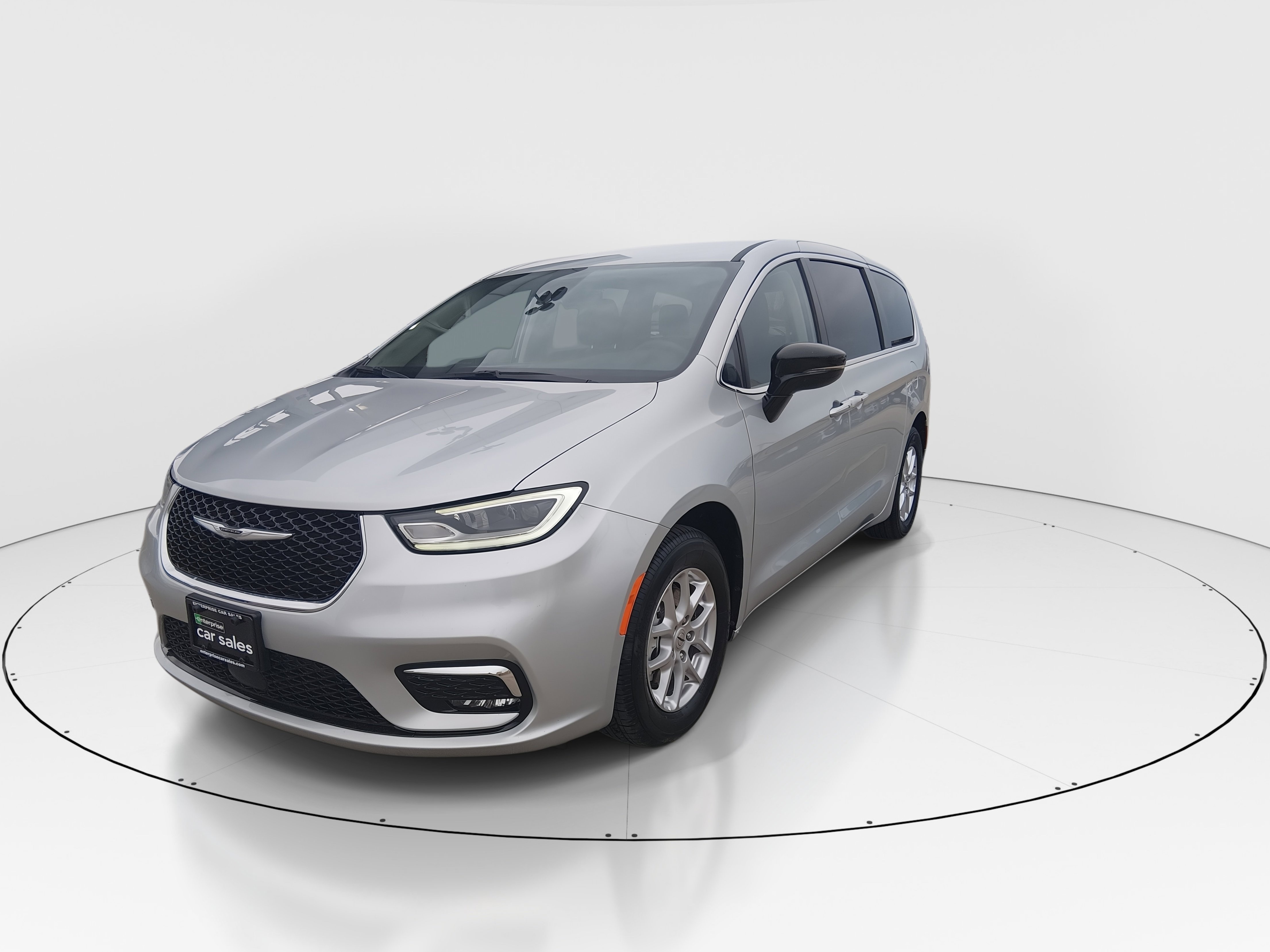 2024 Chrysler Pacifica Touring L - Photo 3