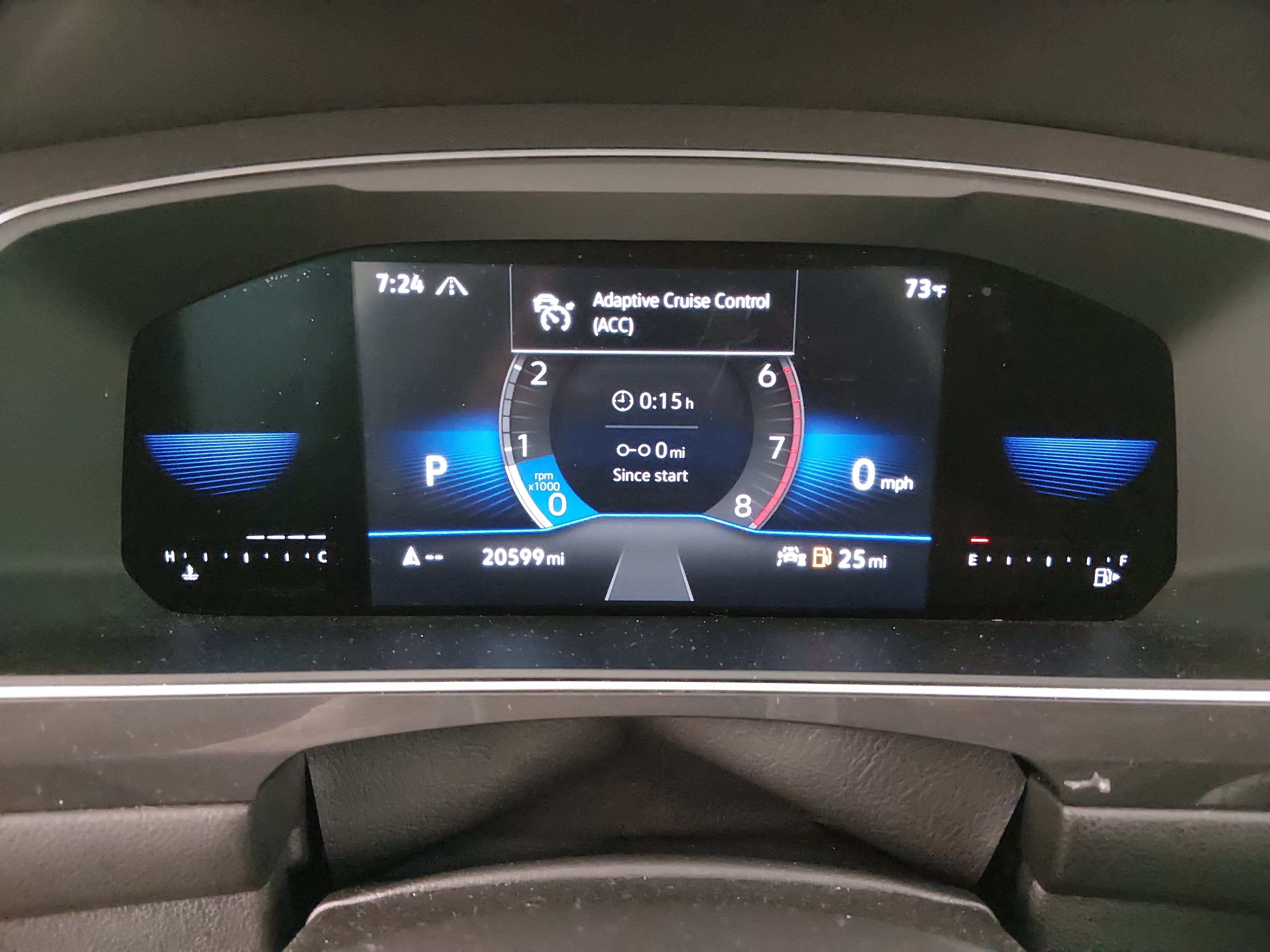 2022 Volkswagen Tiguan SE - Photo 14