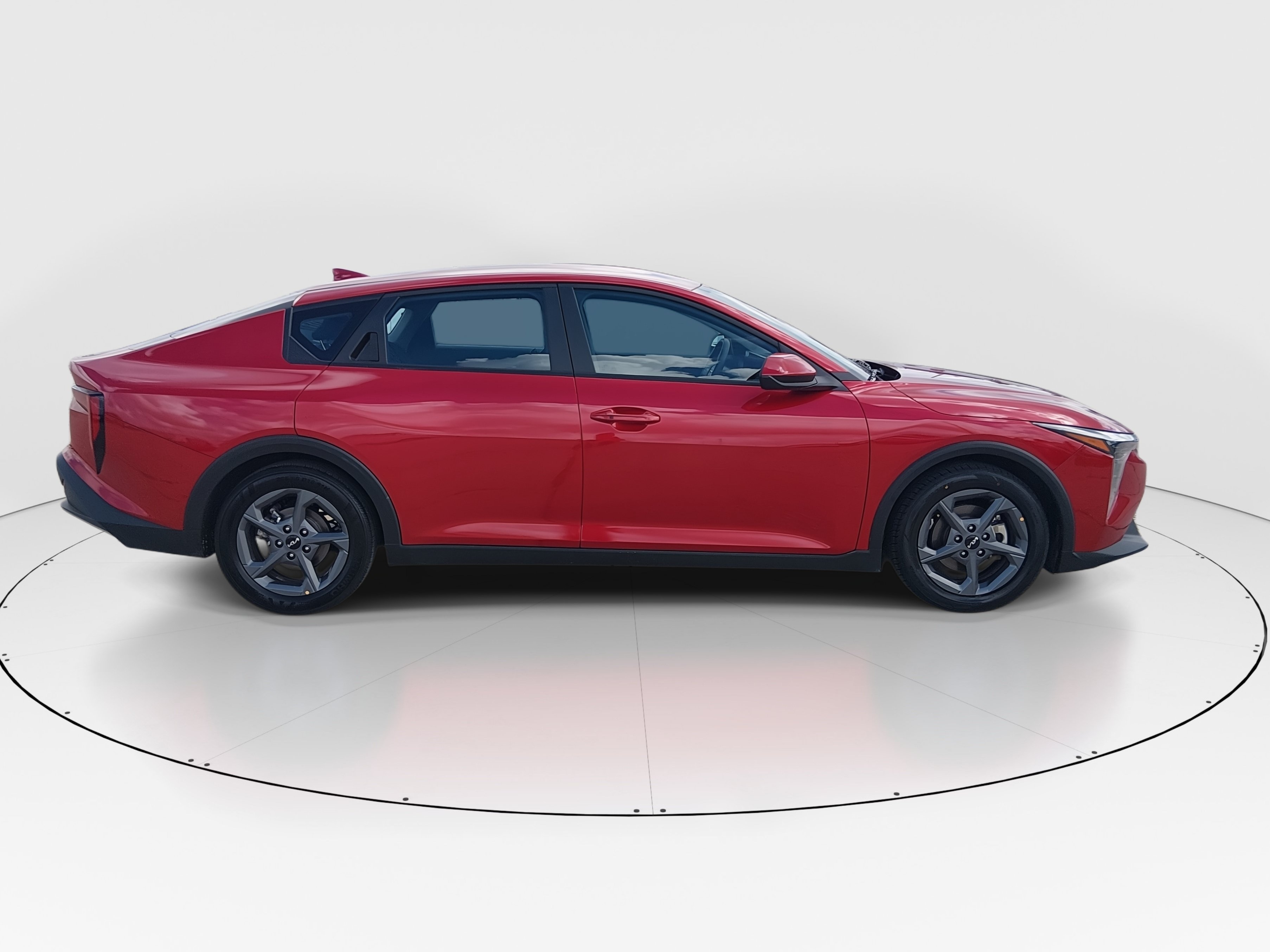 2025 Kia K4 LXS - Photo 8