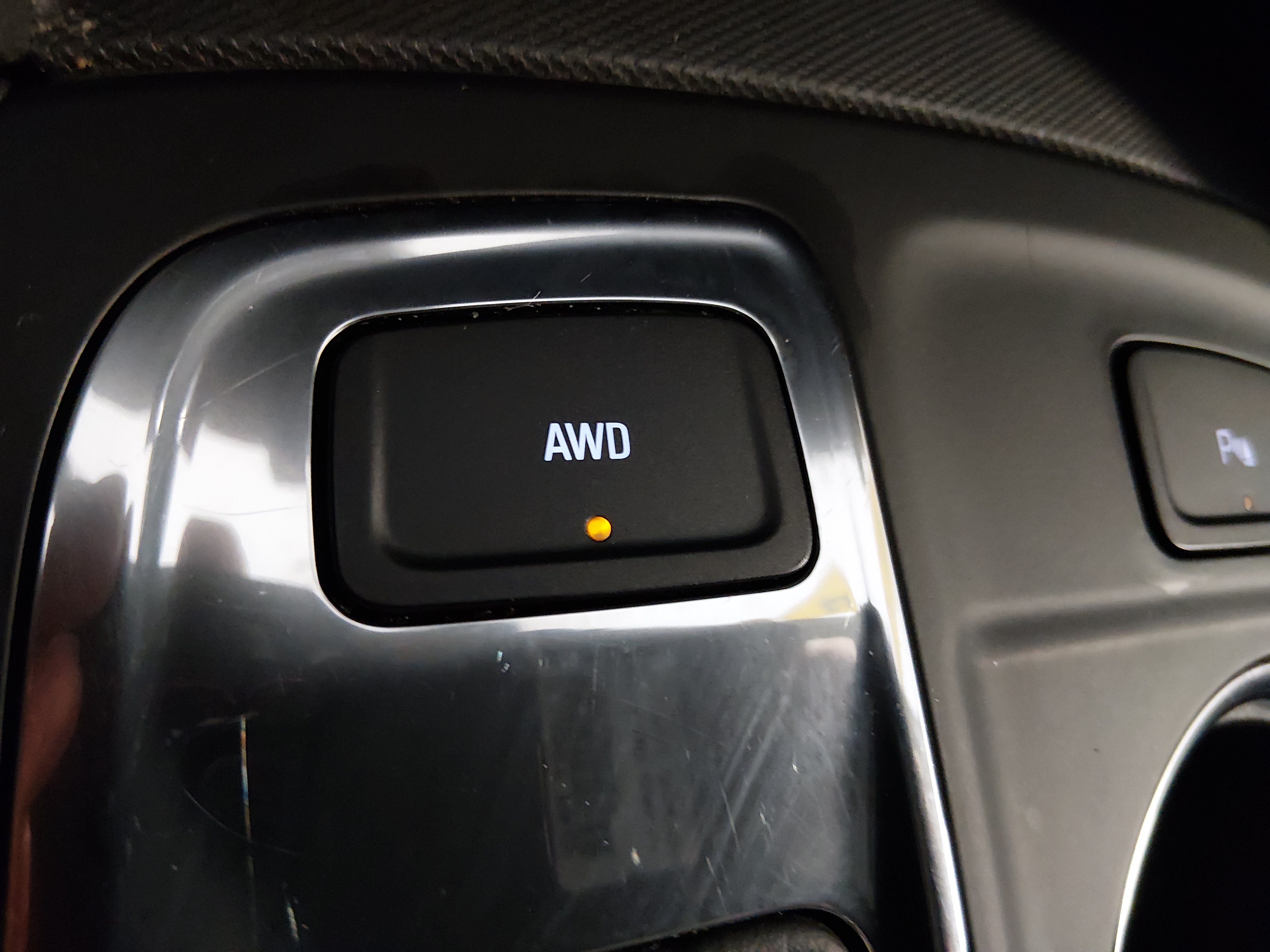 2024 Chevrolet Equinox LT - Photo 22