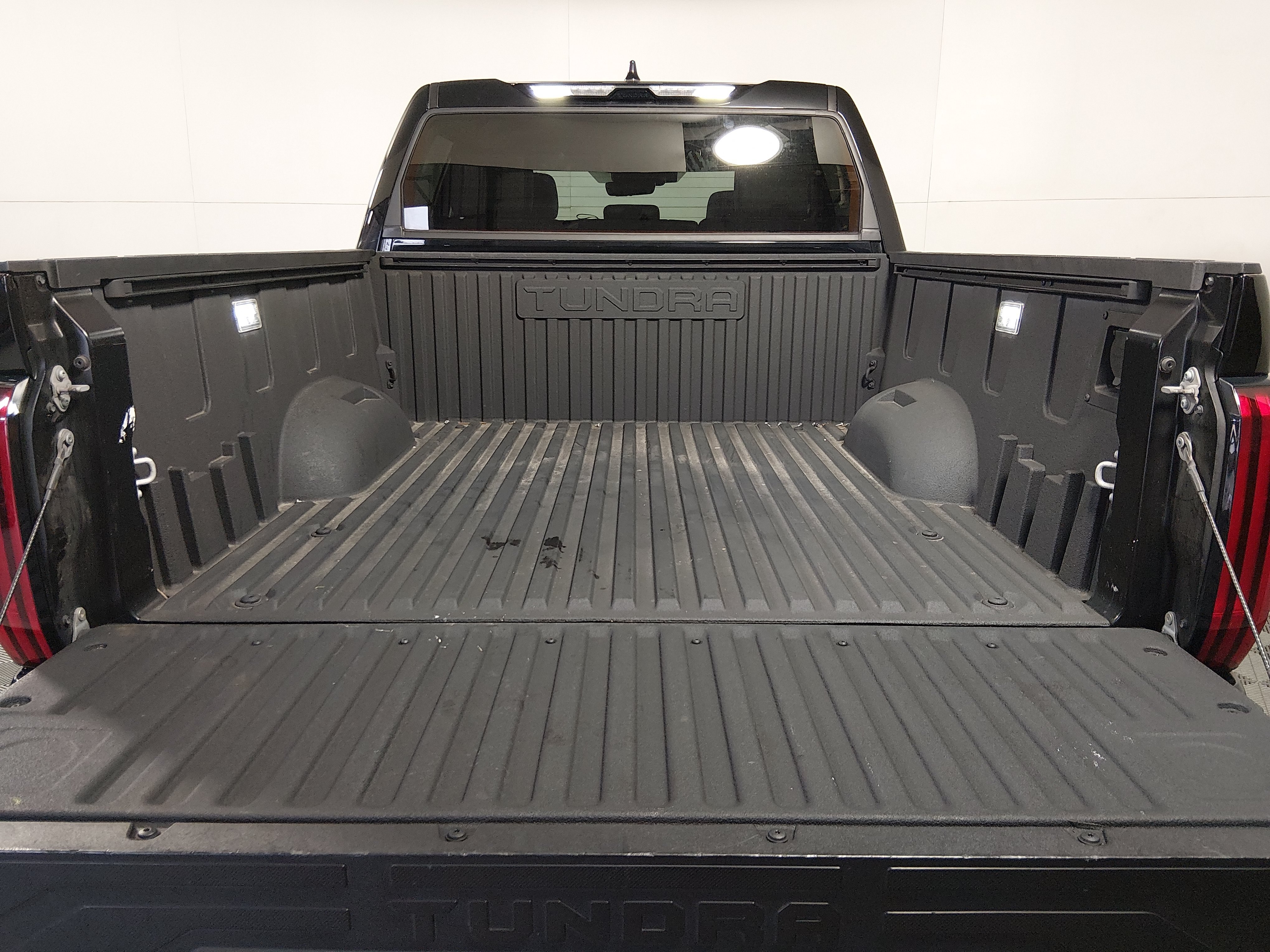 2023 Toyota Tundra Limited - Photo 11