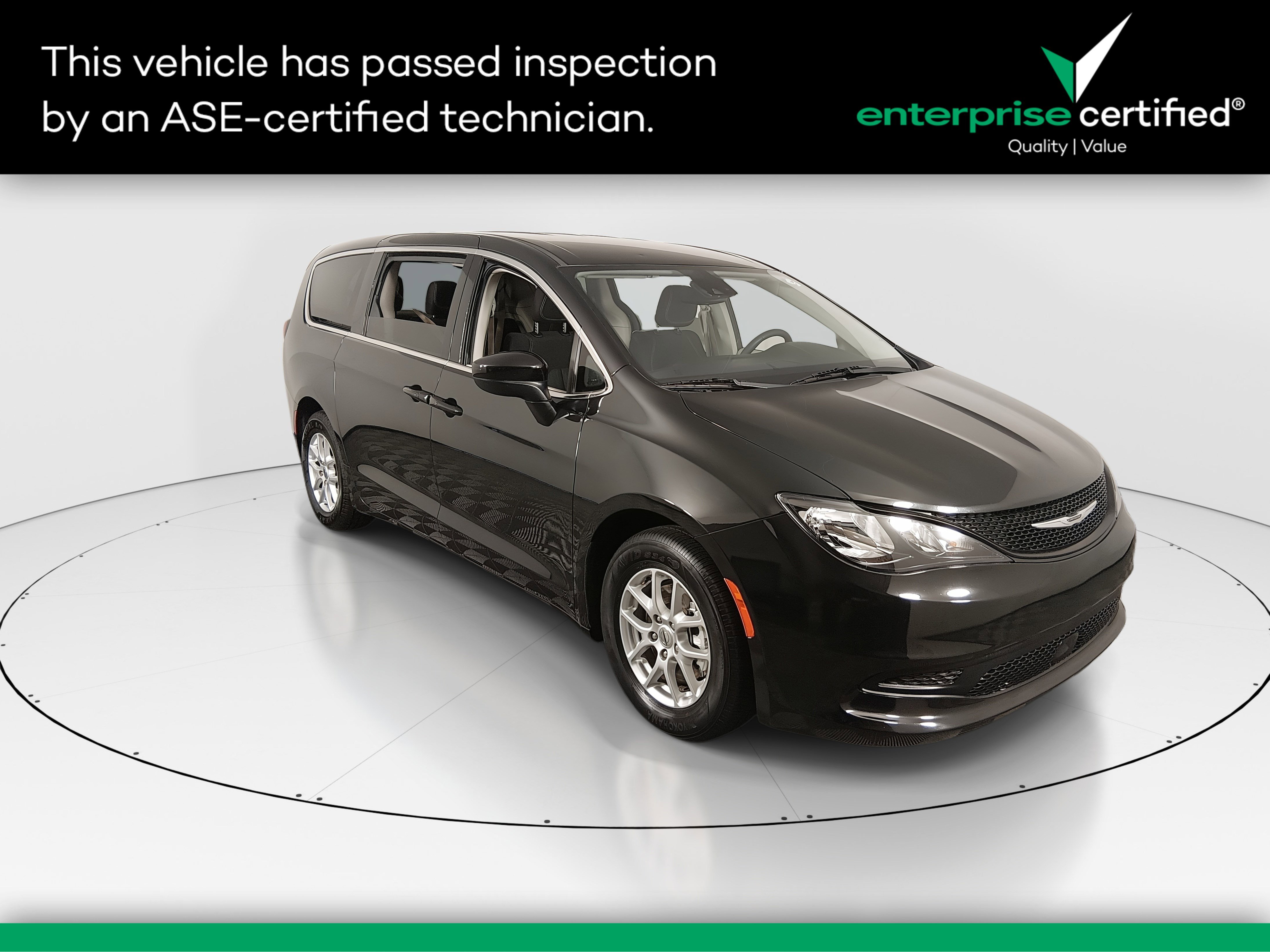 2023 Chrysler Voyager