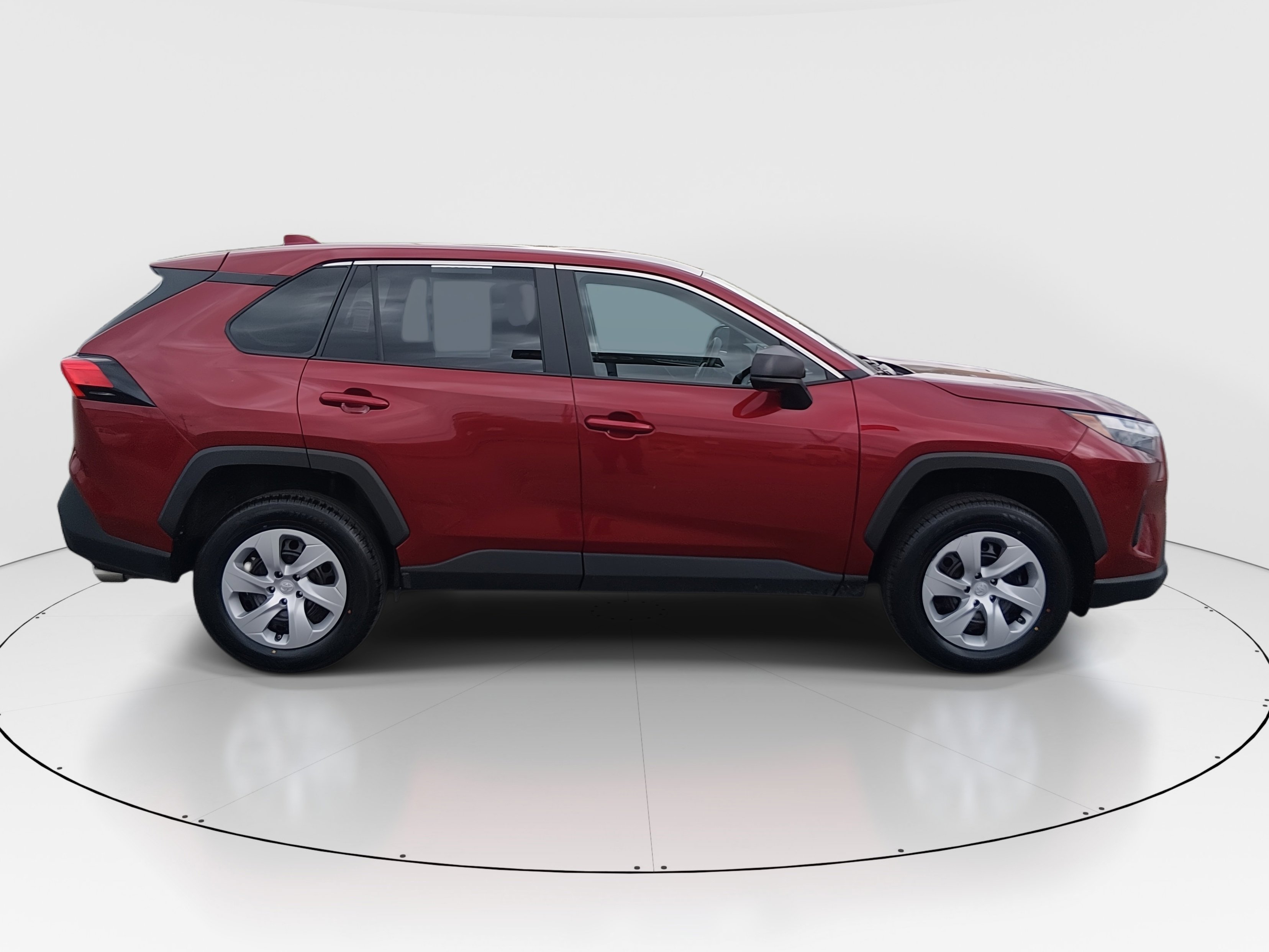 2023 Toyota RAV4 LE - Photo 8