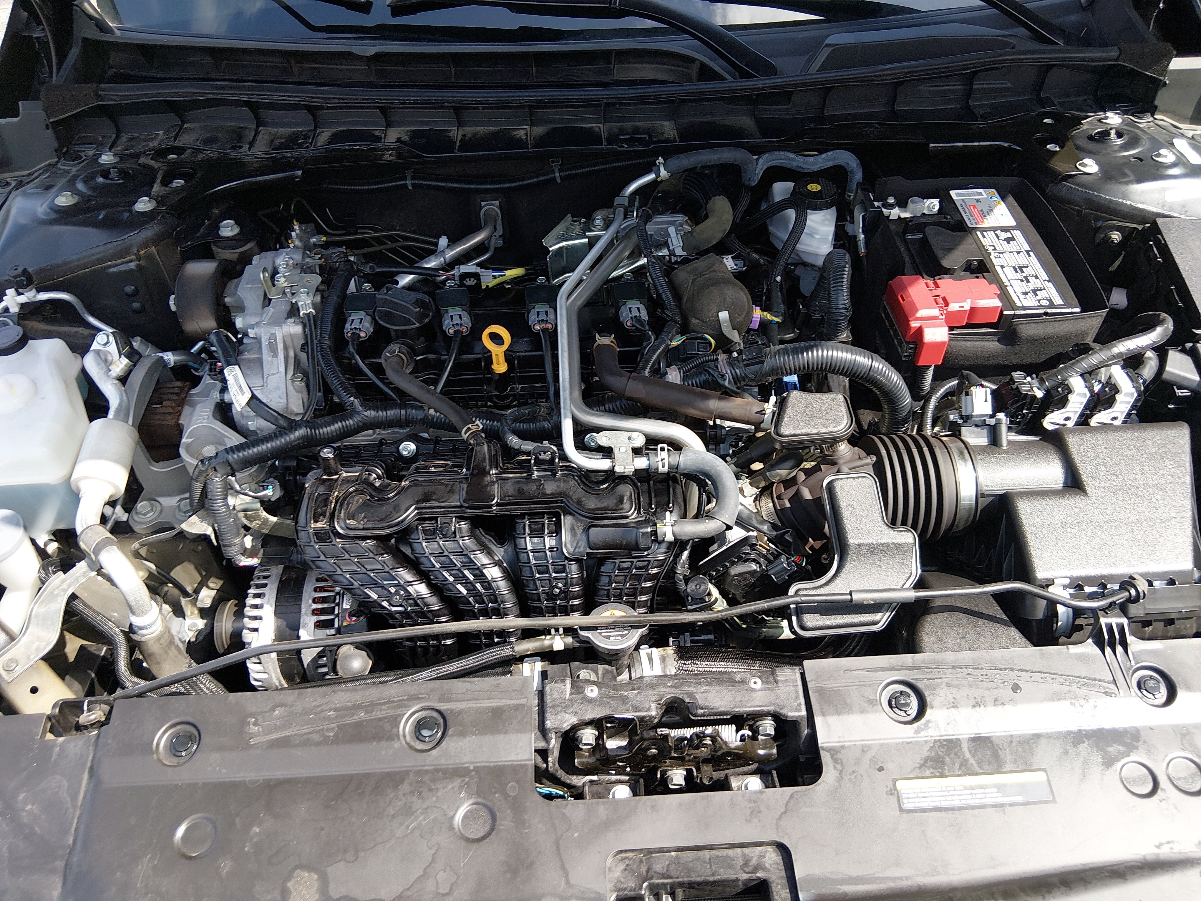 2025 Nissan Altima SV - Photo 9