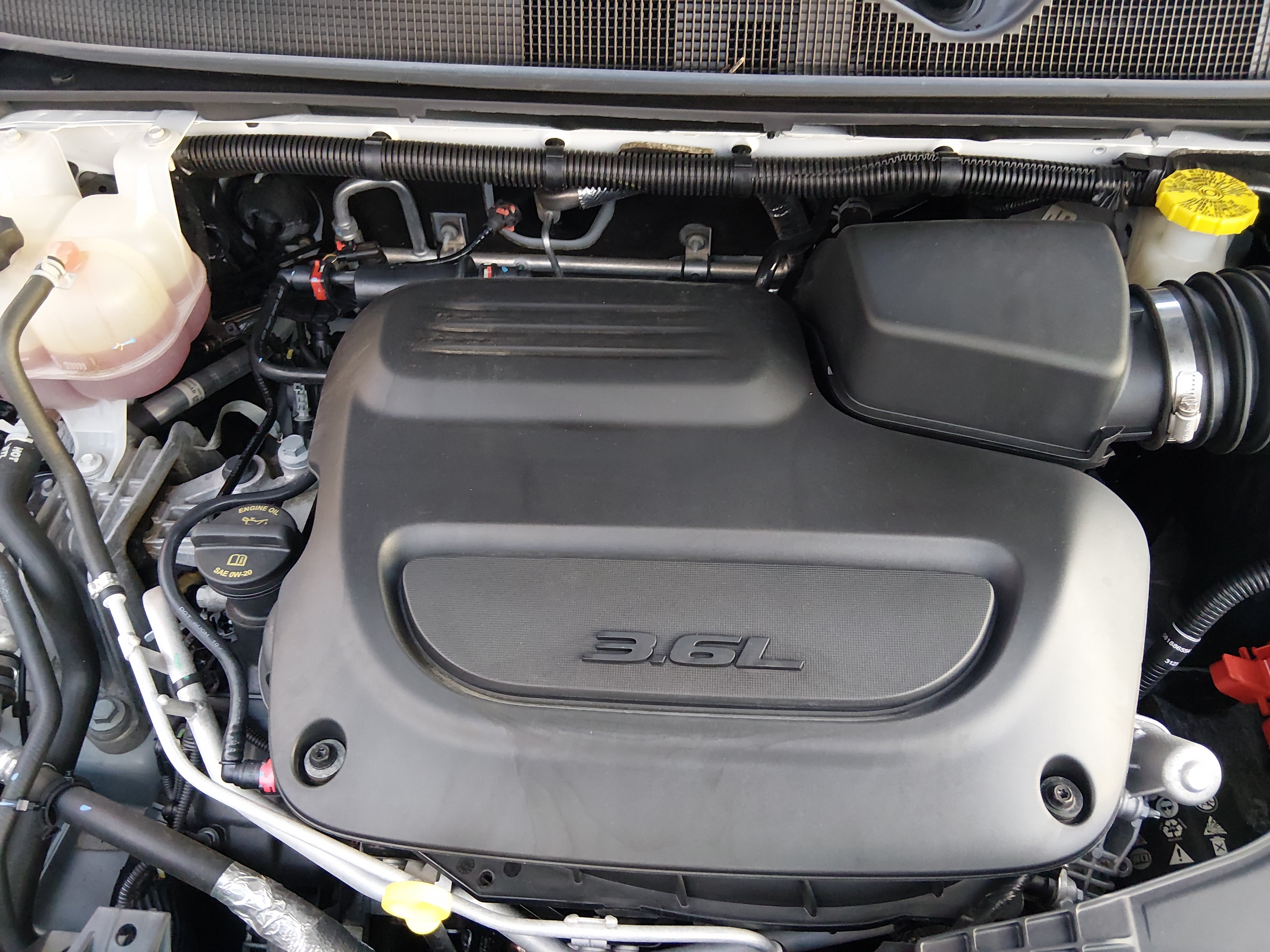 2024 Chrysler Voyager LX - Photo 9