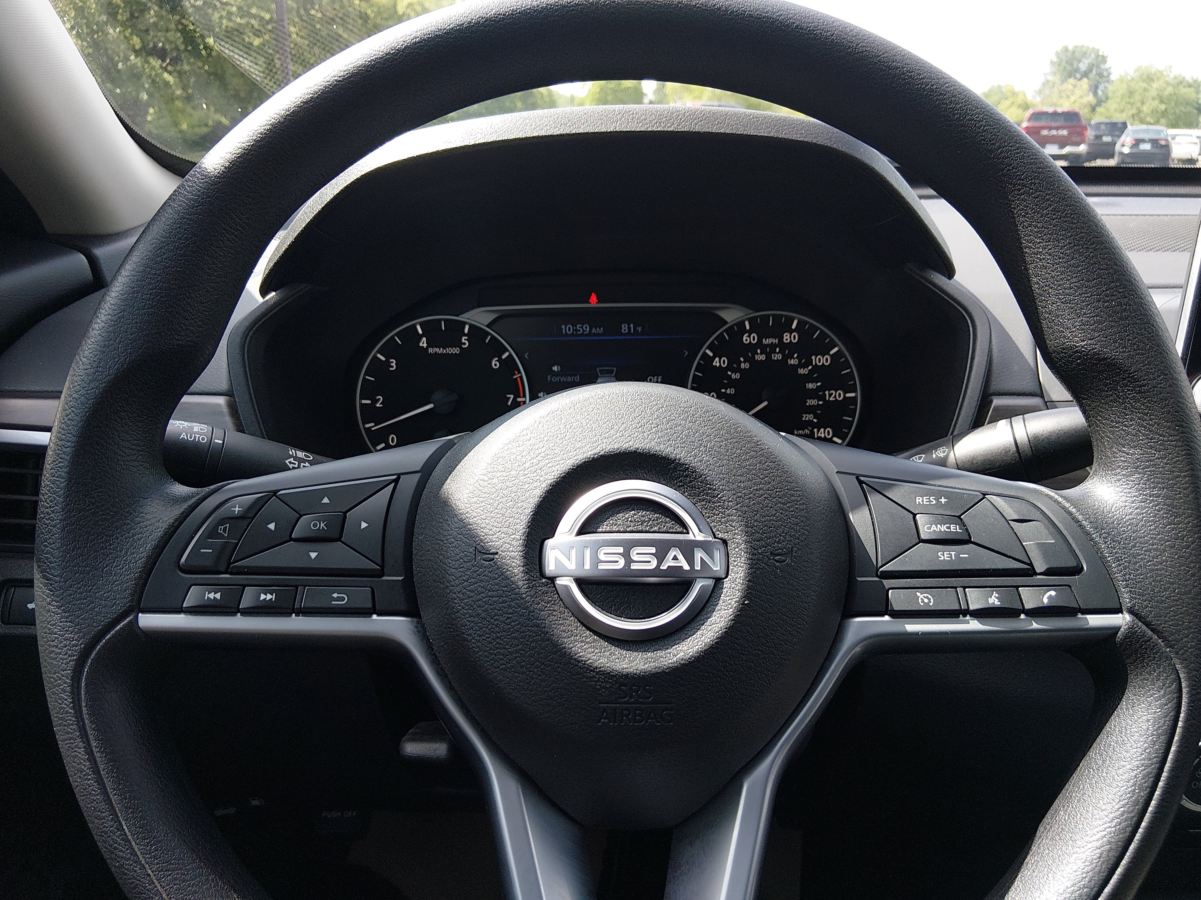 2025 Nissan Altima SV - Photo 13