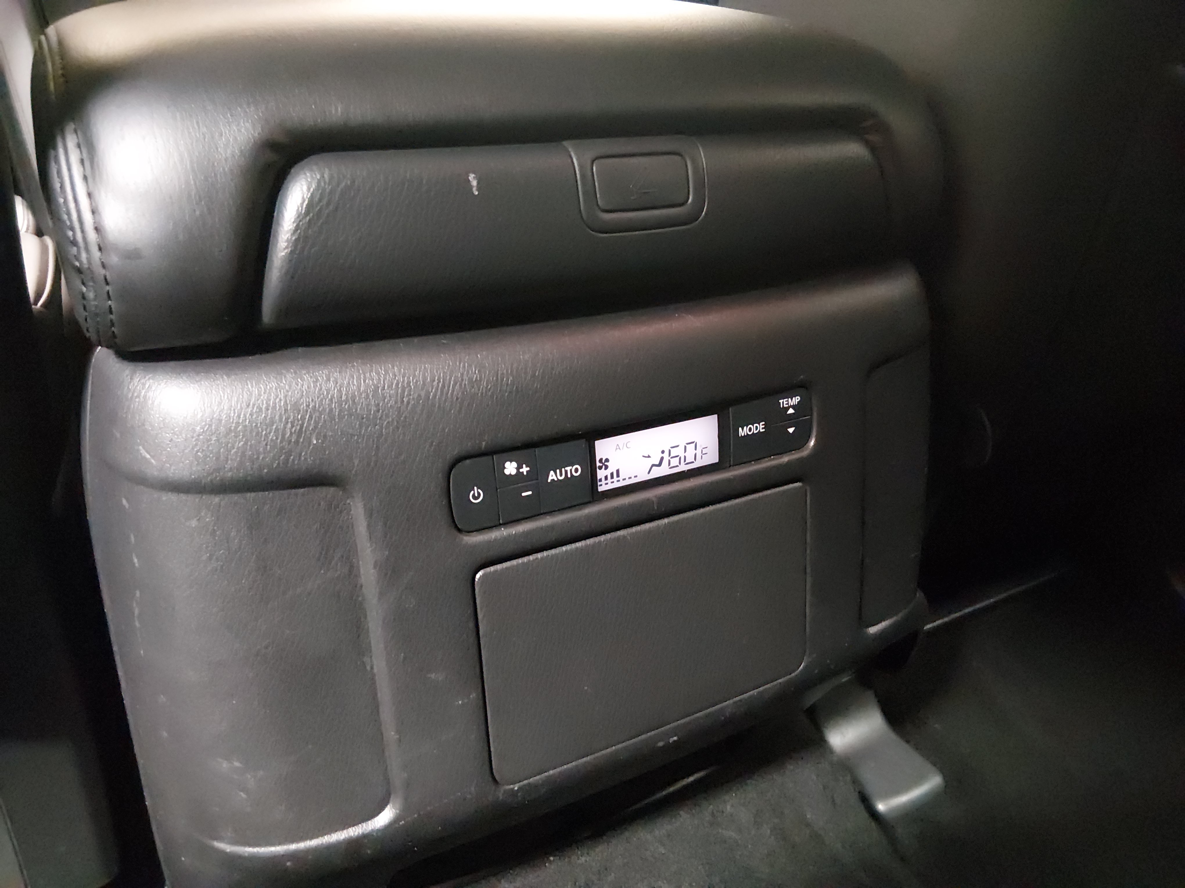 2024 Nissan Armada SV - Photo 23