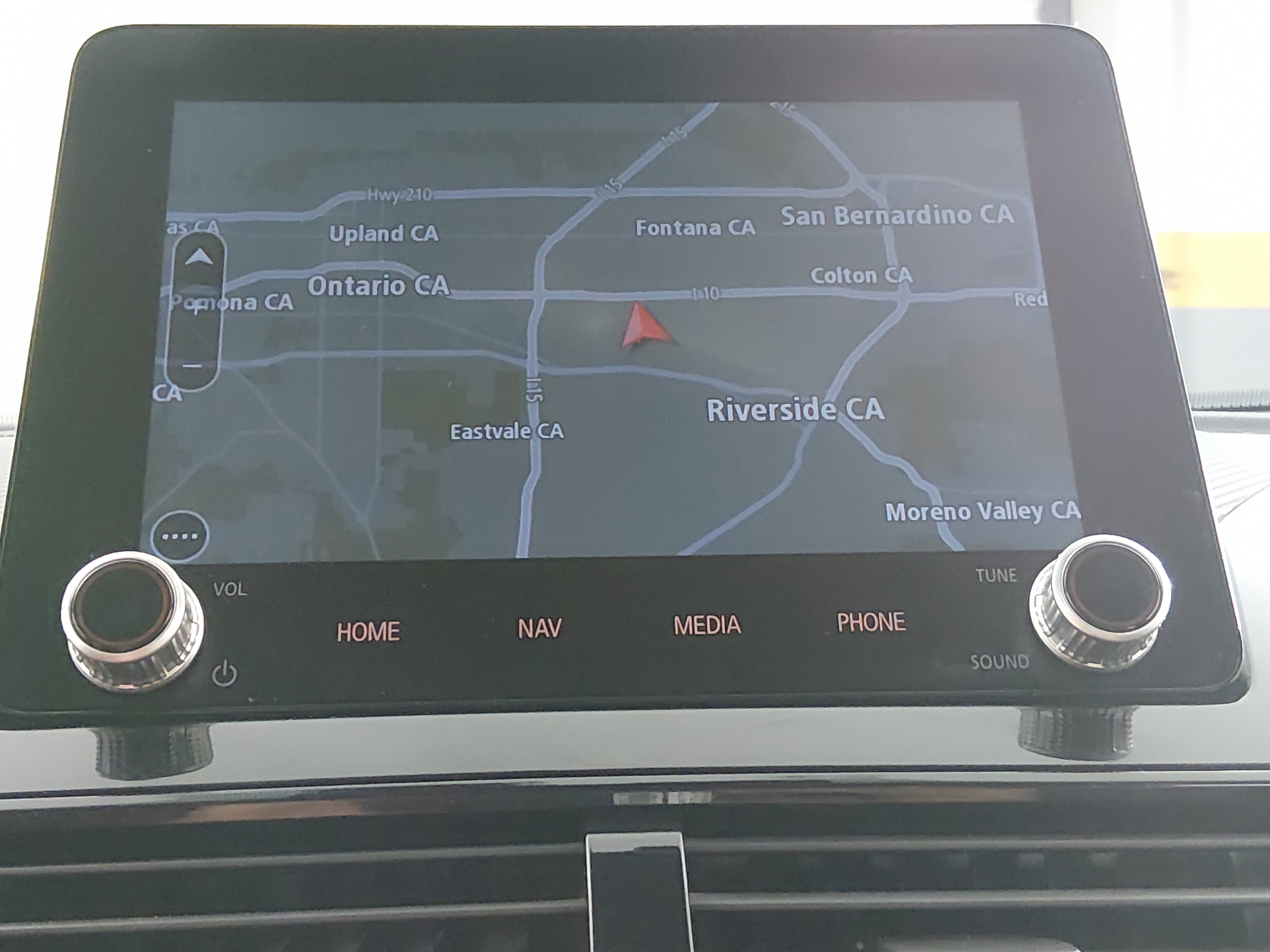 2024 Mitsubishi Eclipse Cross SE - Photo 17