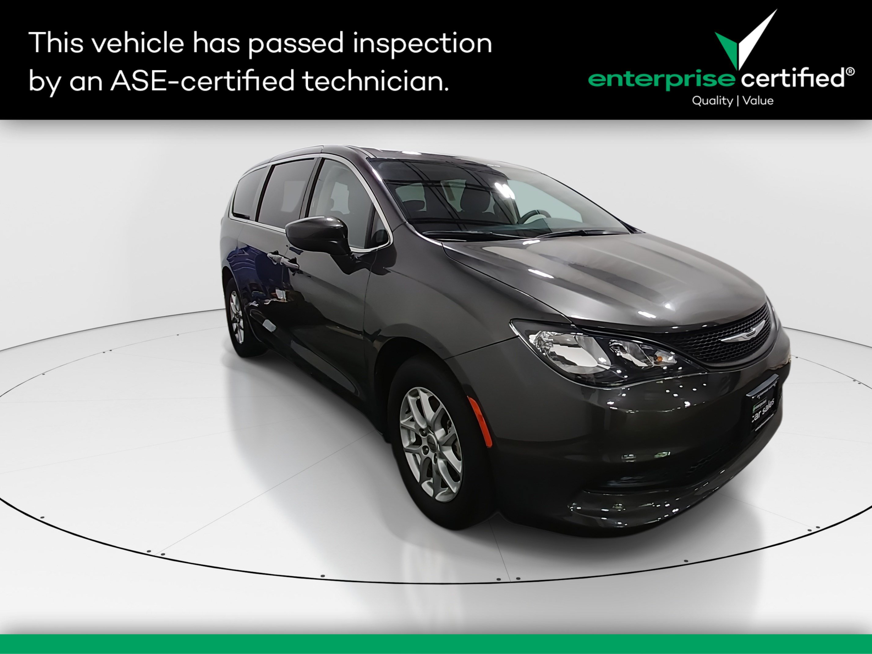 2023 Chrysler Voyager