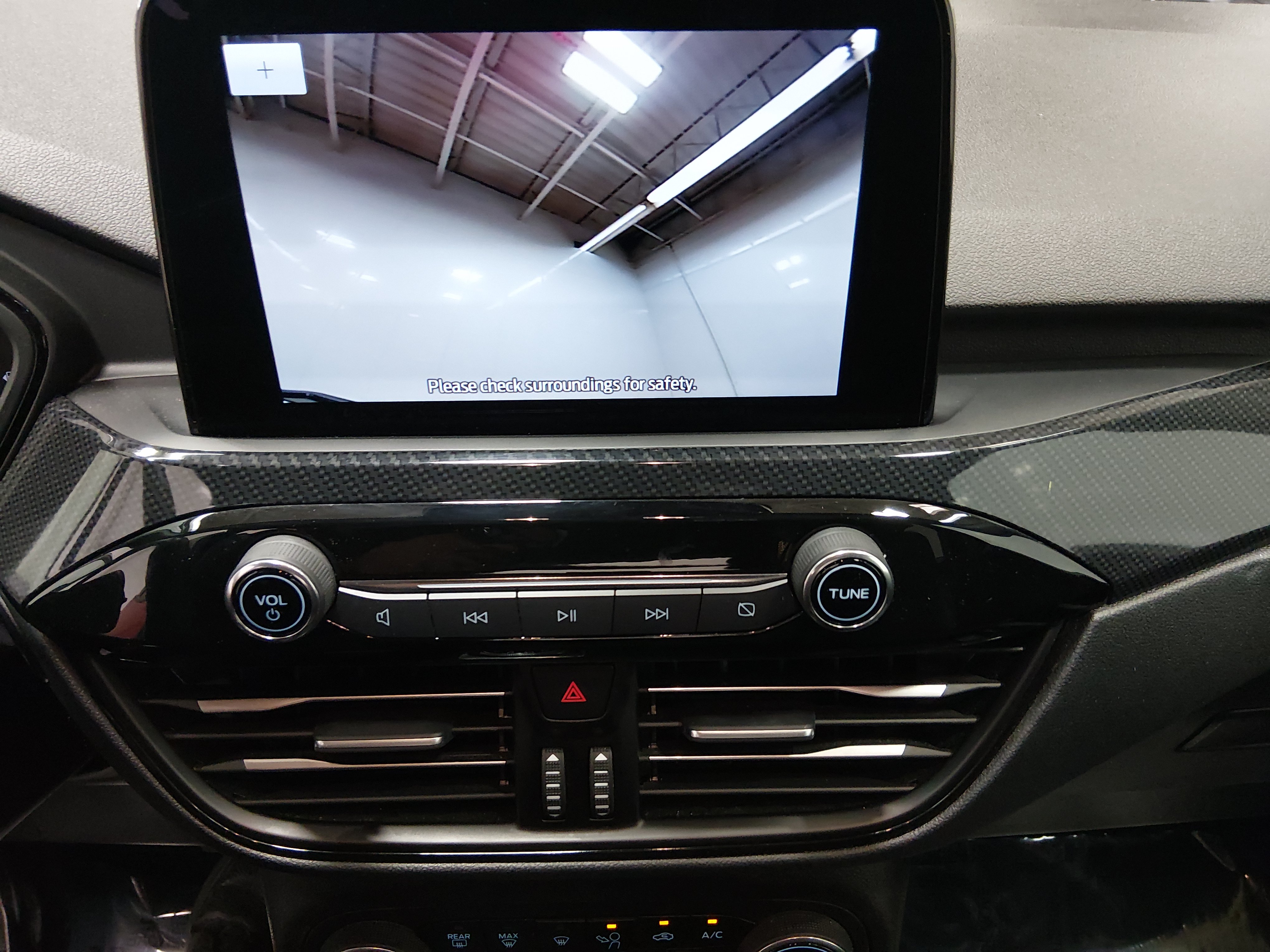 2025 Ford Escape ST-Line - Photo 16