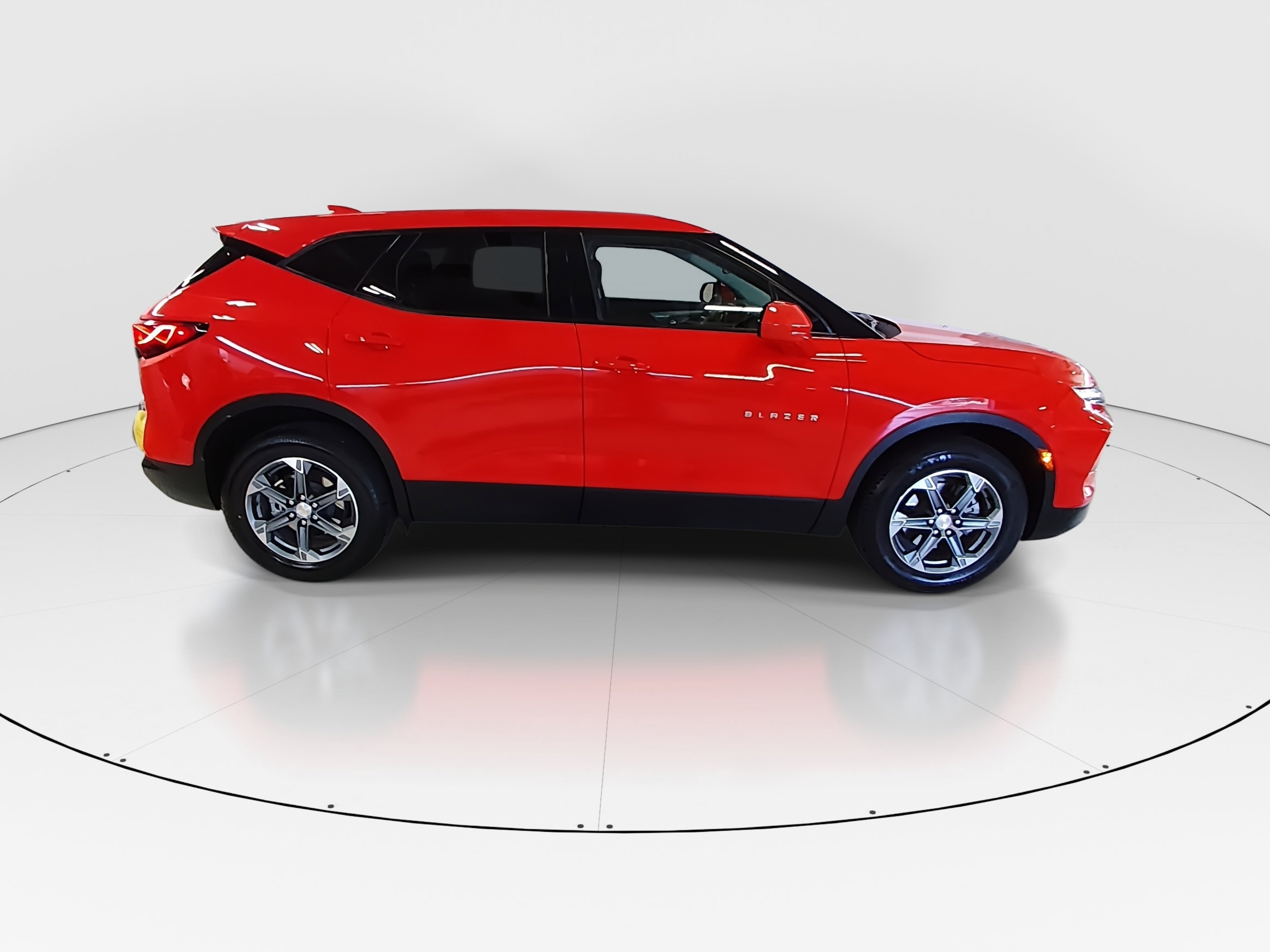 2025 Chevrolet Blazer 2LT - Photo 8