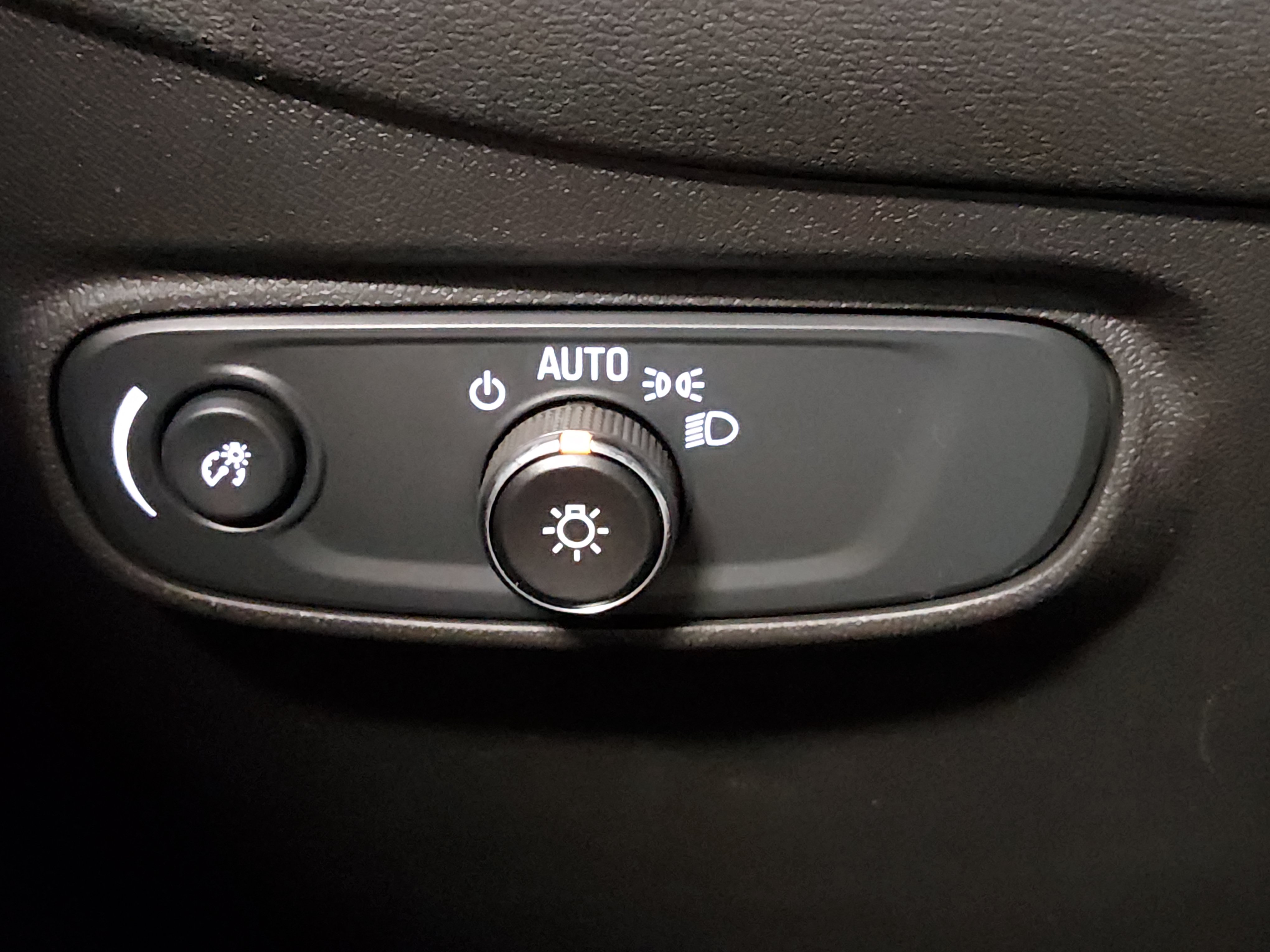 2024 Chevrolet Equinox LT - Photo 13