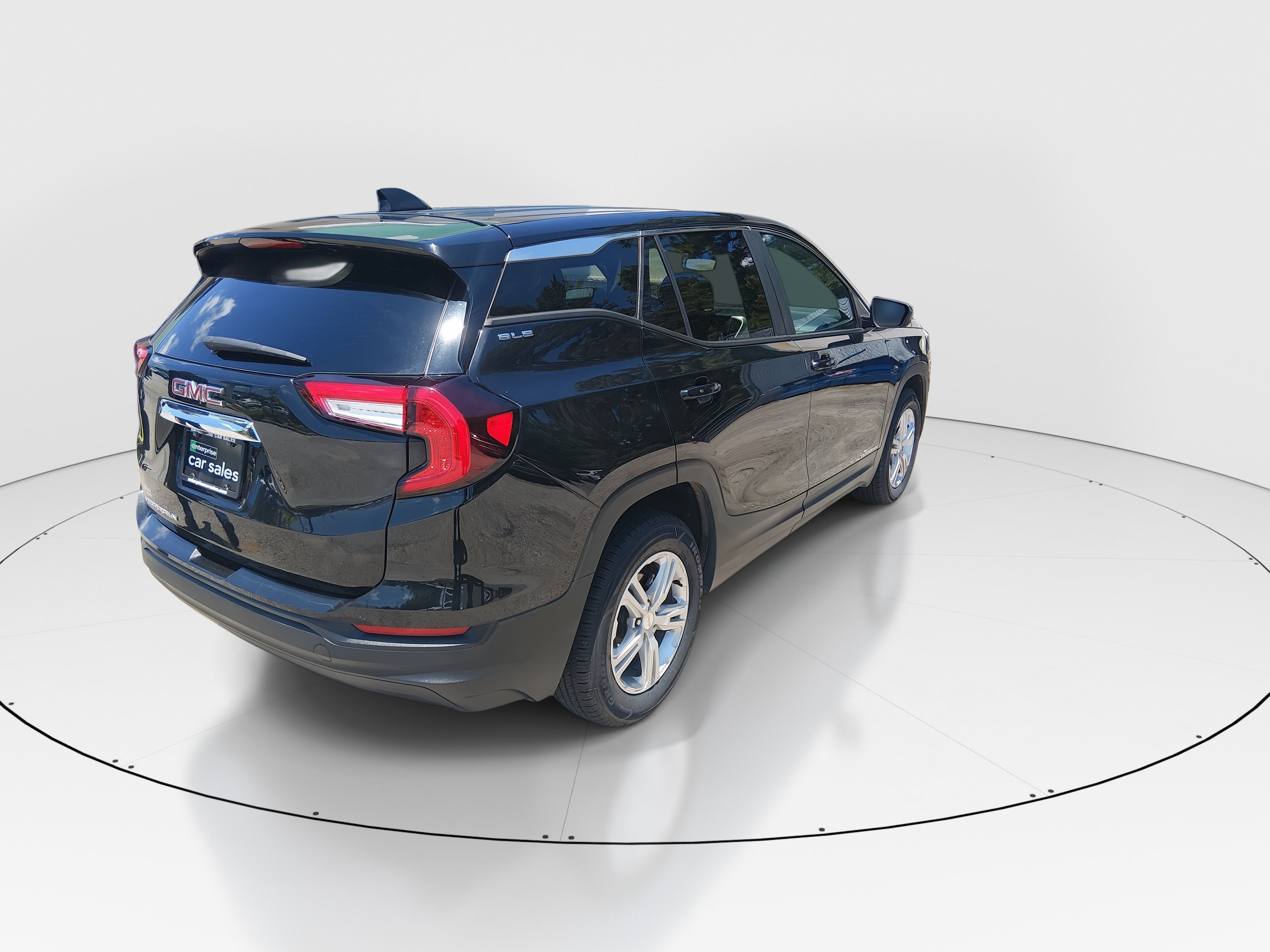 2024 GMC Terrain SLE - Photo 7