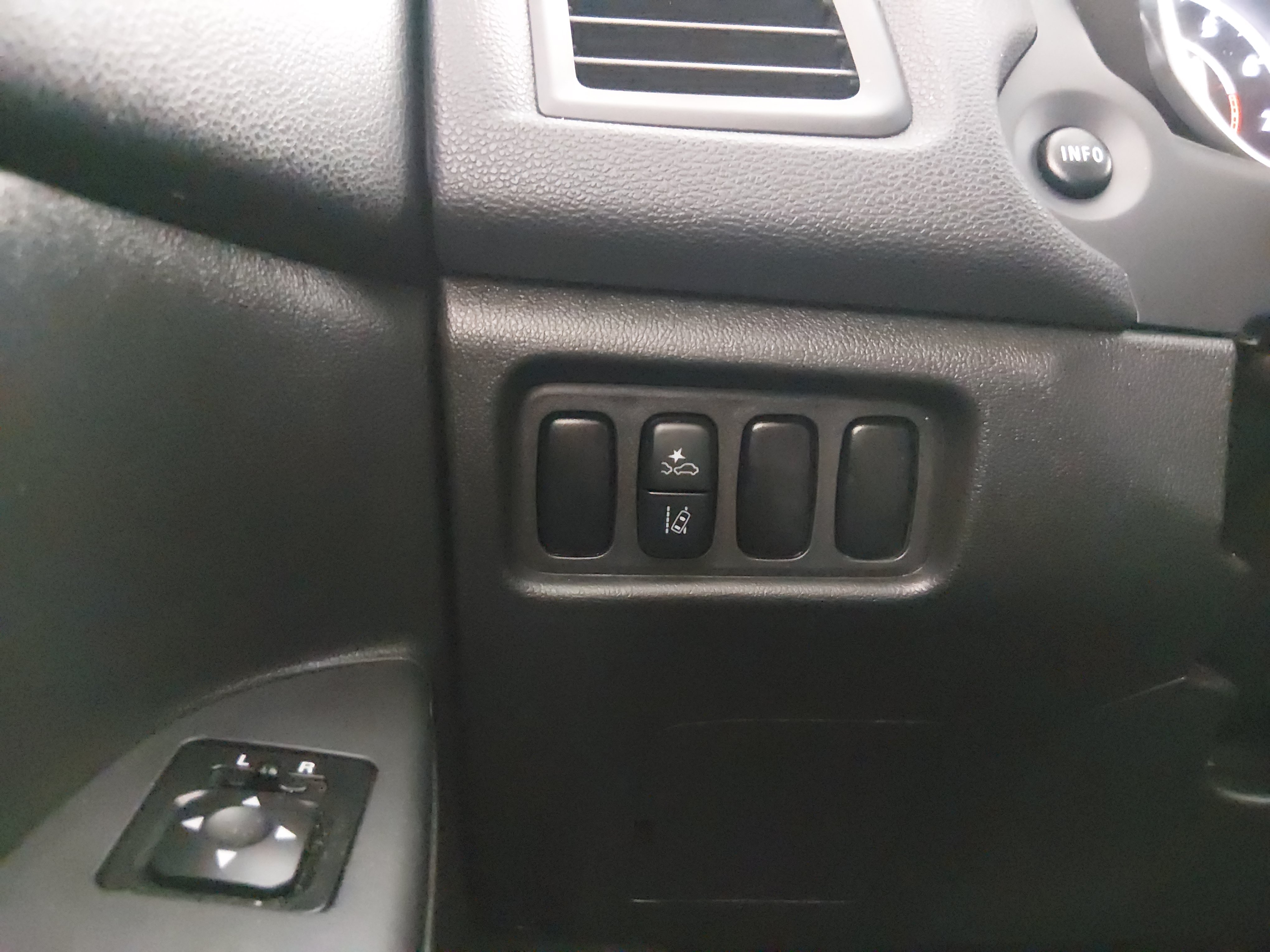 2024 Mitsubishi Outlander Sport ES - Photo 13