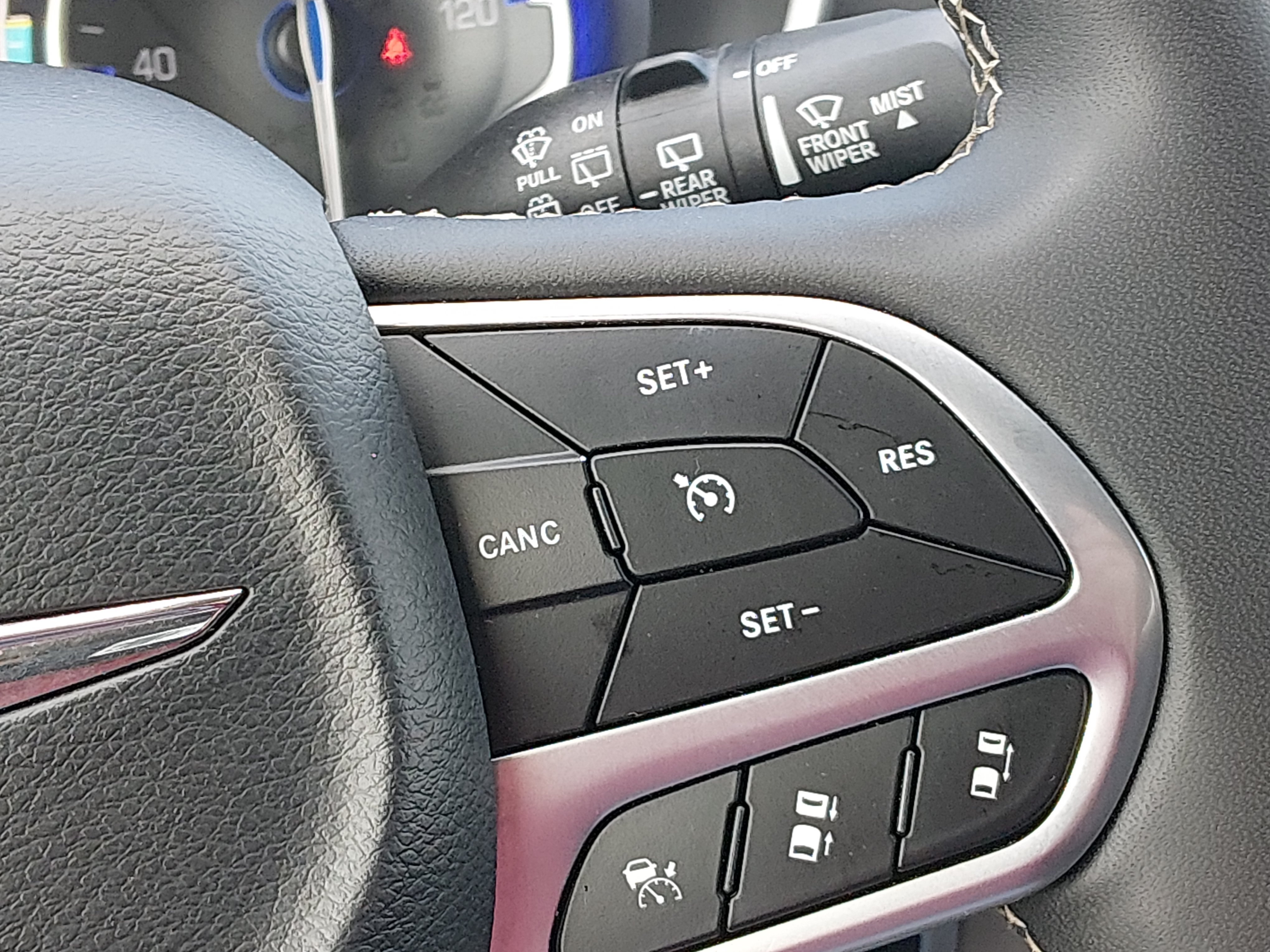 2024 Chrysler Pacifica Touring L - Photo 16