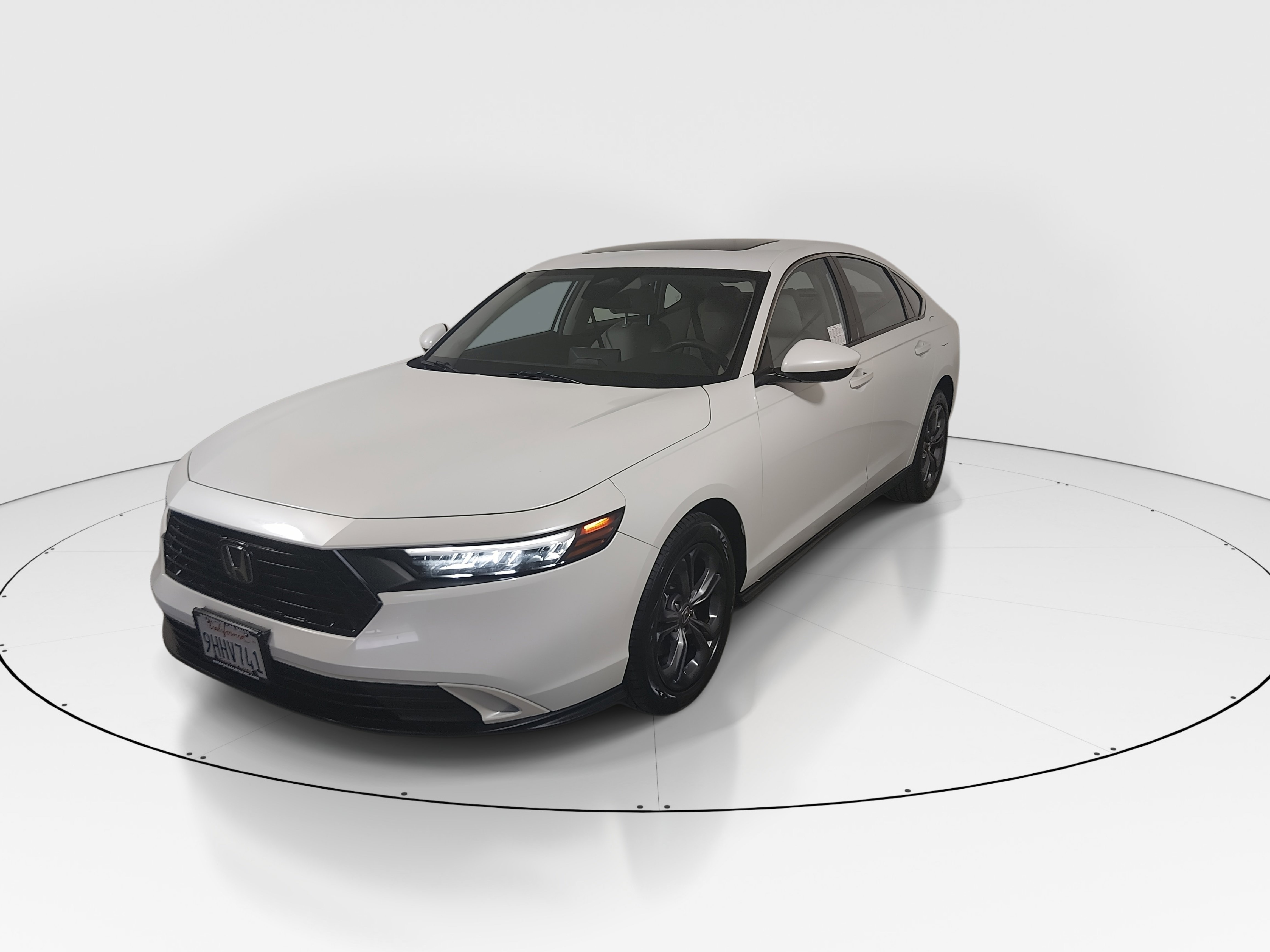 2023 Honda Accord EX - Photo 3
