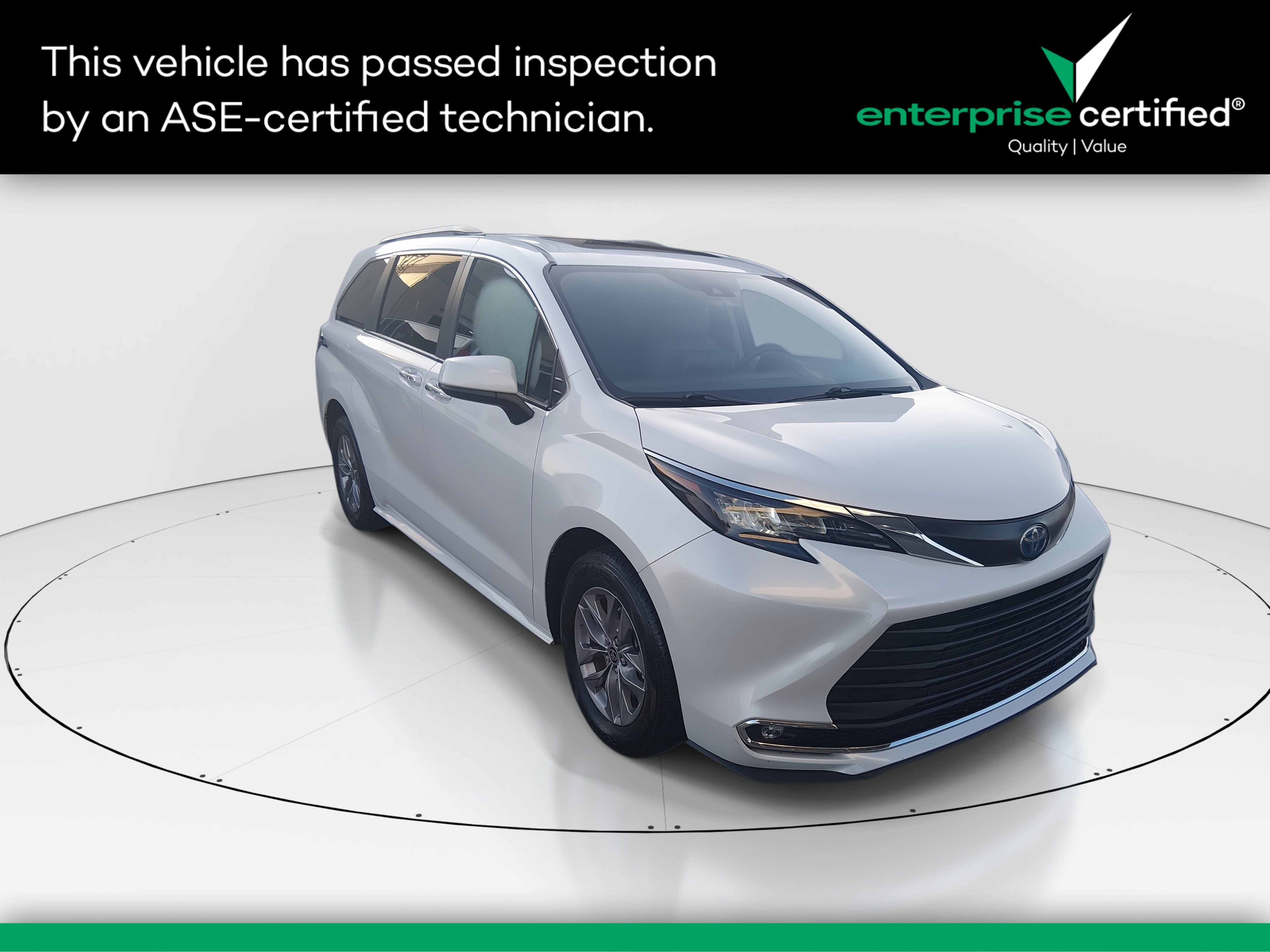 2024 Toyota Sienna XLE