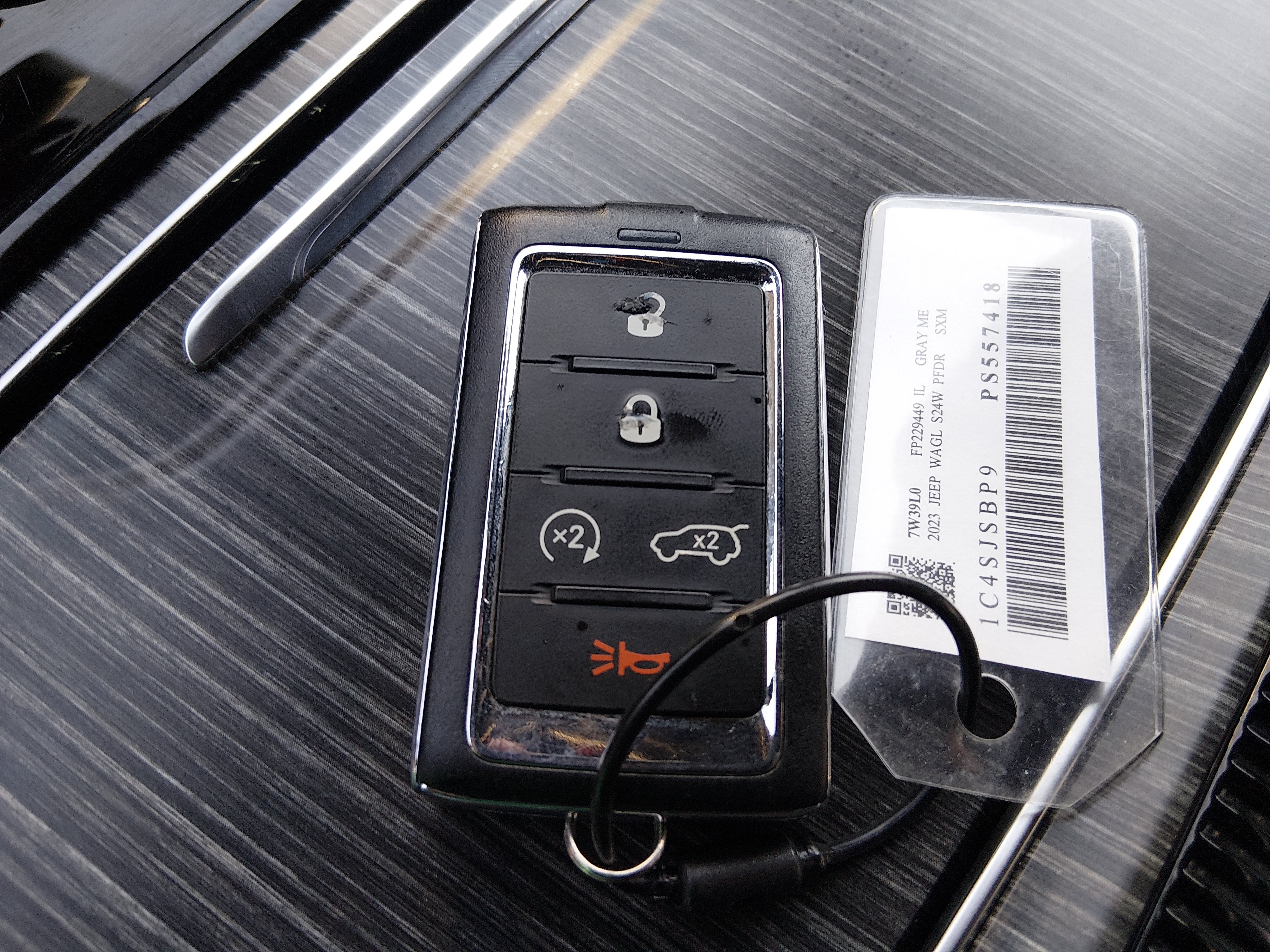 2023 Jeep Wagoneer L Series II - Photo 15