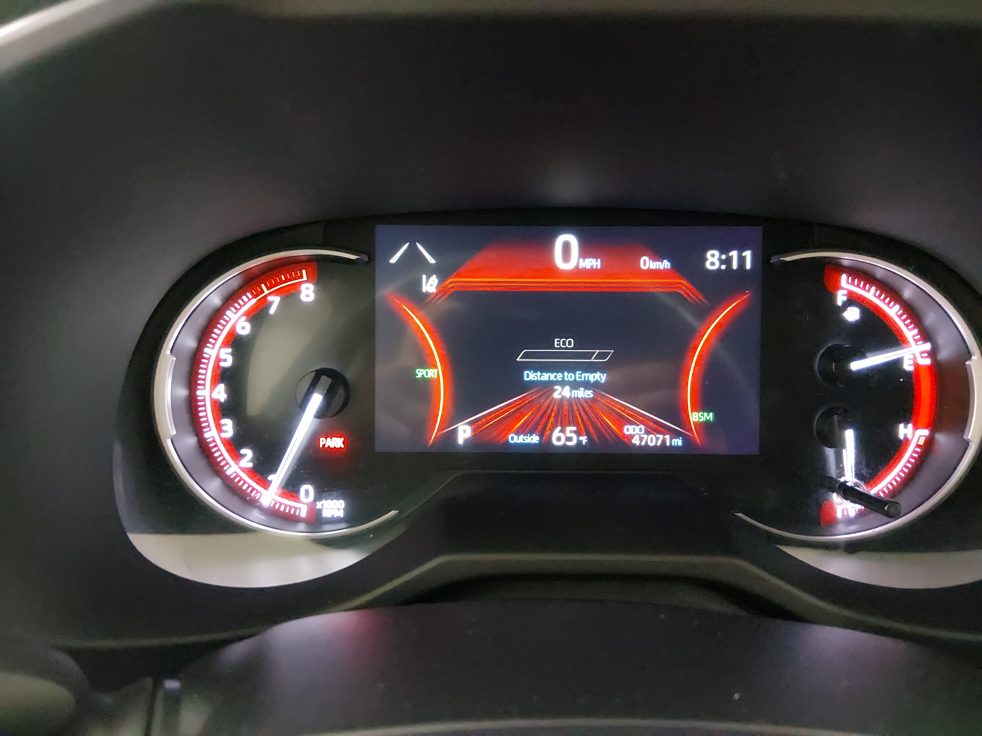 2024 Toyota RAV4 XLE - Photo 14