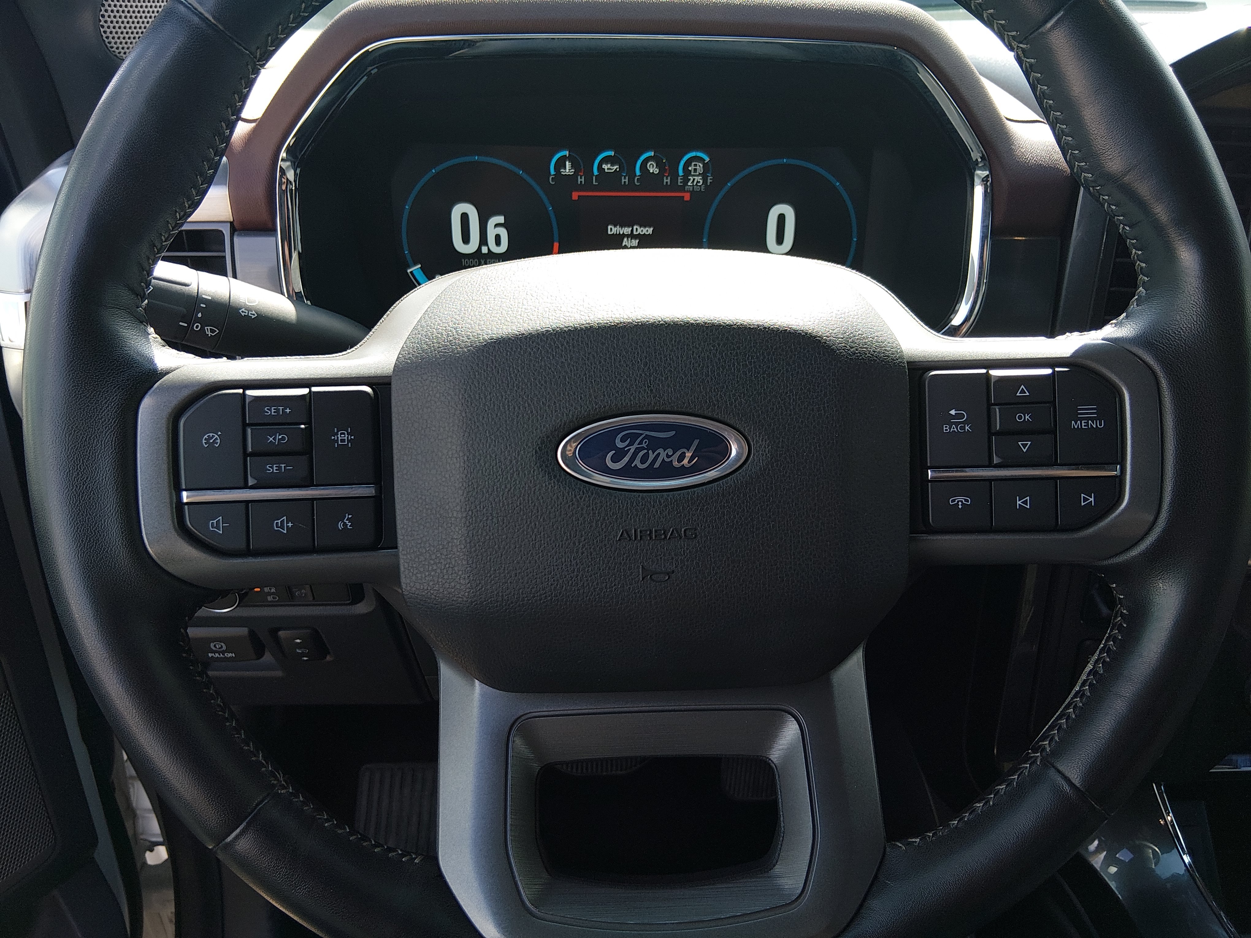 2022 Ford F-150 Lariat - Photo 12