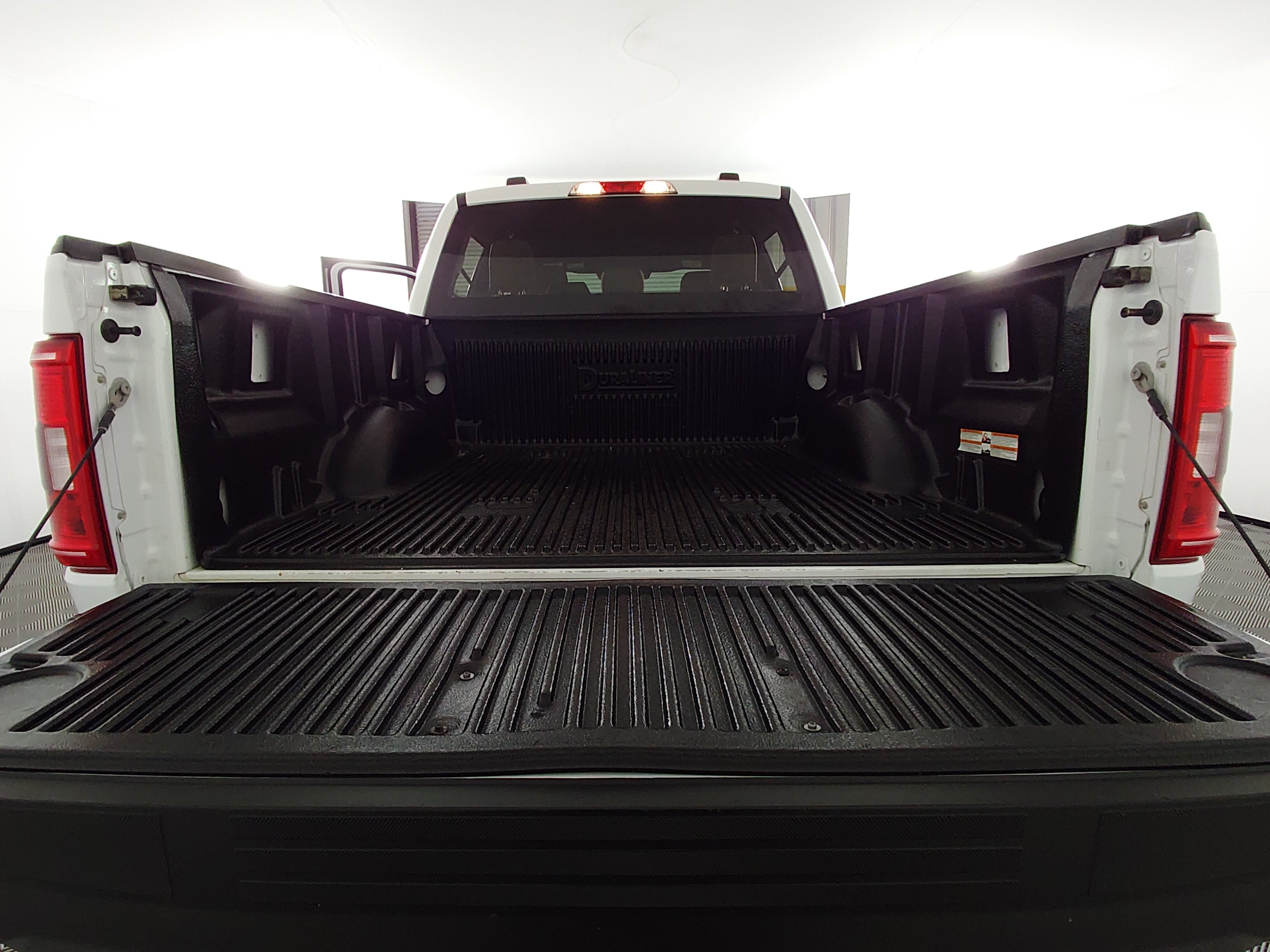2023 Ford F-150 XLT - Photo 11